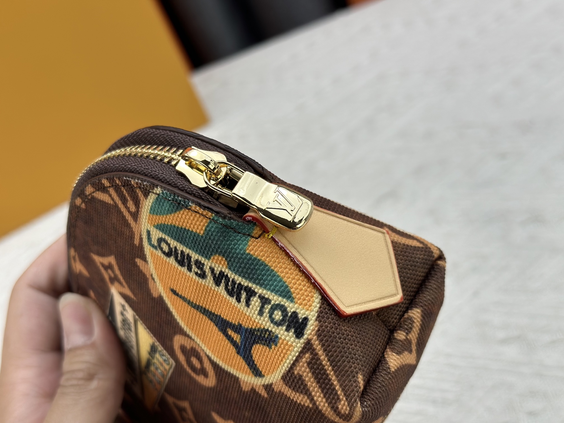 LOUIS VUITTON ルイヴィトン  M47515 小型化粧ポーチ