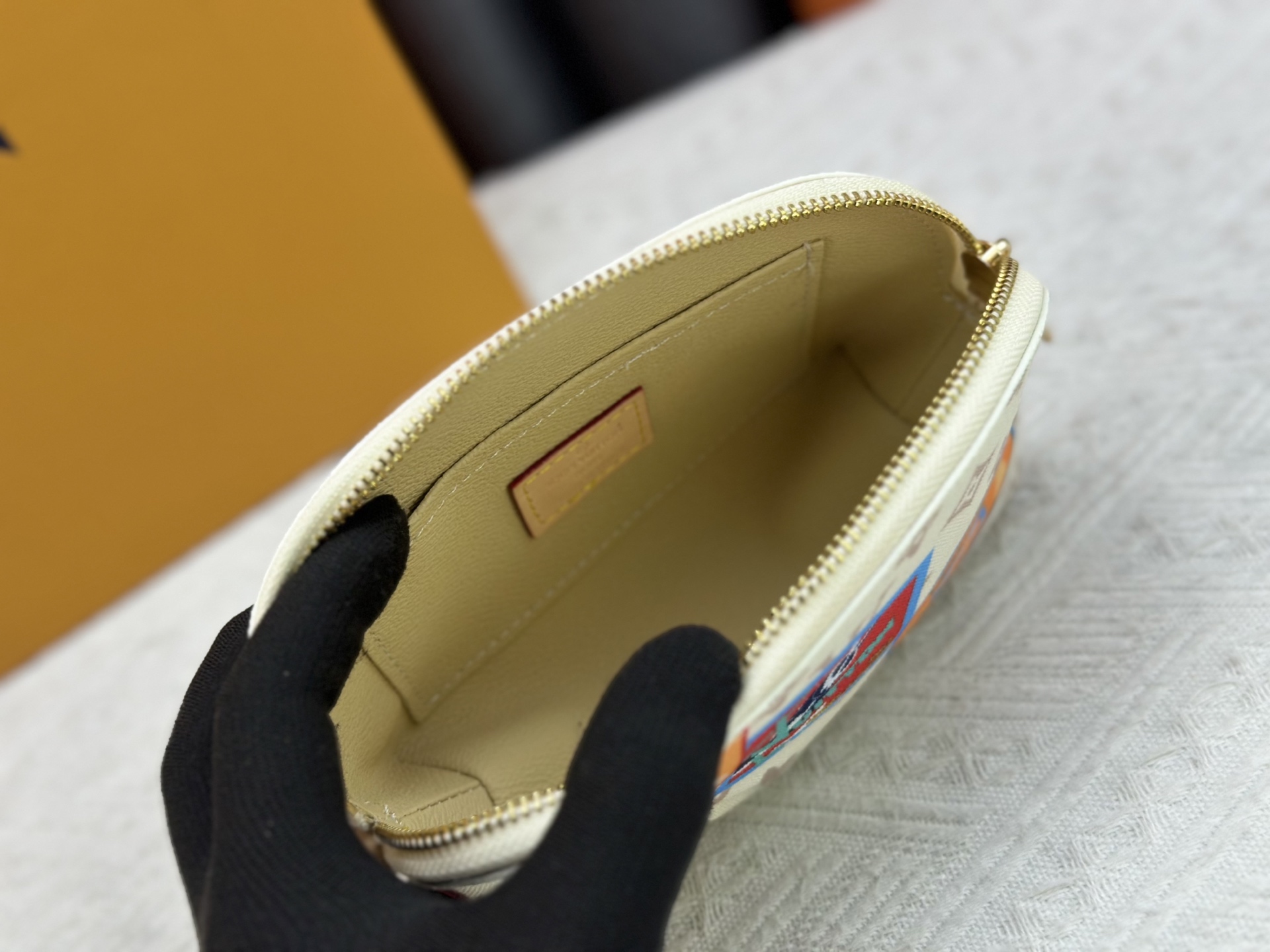 LOUIS VUITTON ルイヴィトン  M47515 小型化粧ポーチ