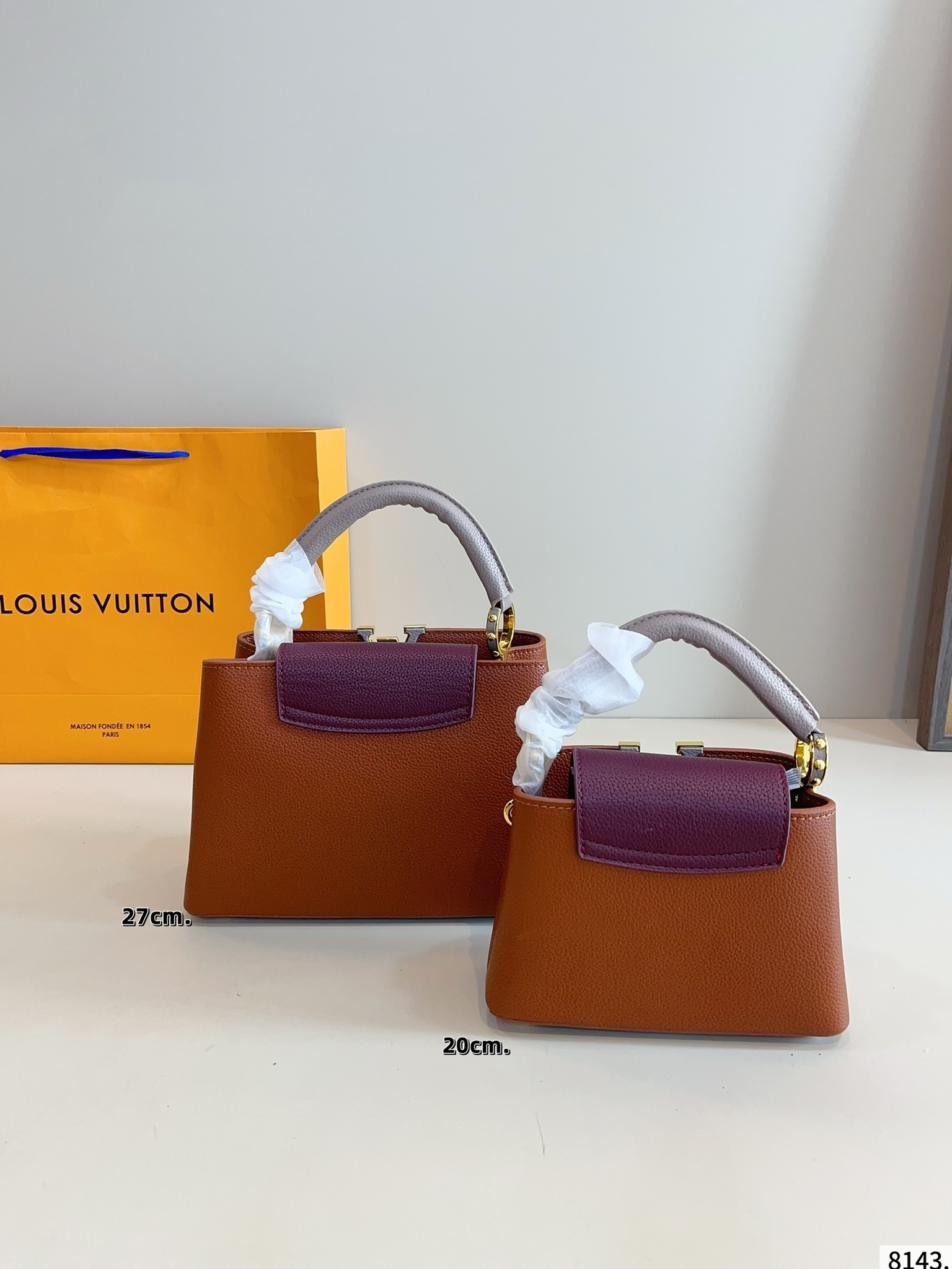 LOUIS VUITTON ルイヴィトン Capucines bb ハンドバッグ