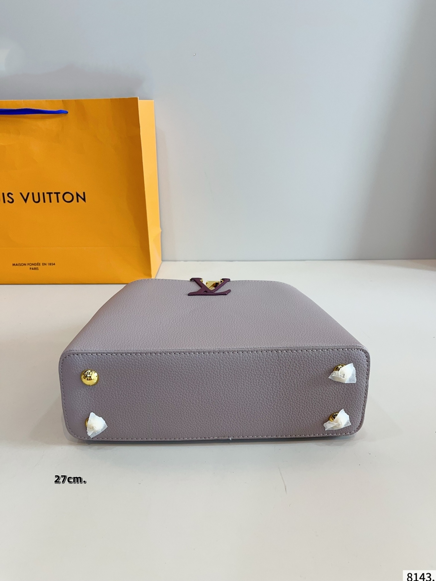 LOUIS VUITTON ルイヴィトン Capucines bb ハンドバッグ