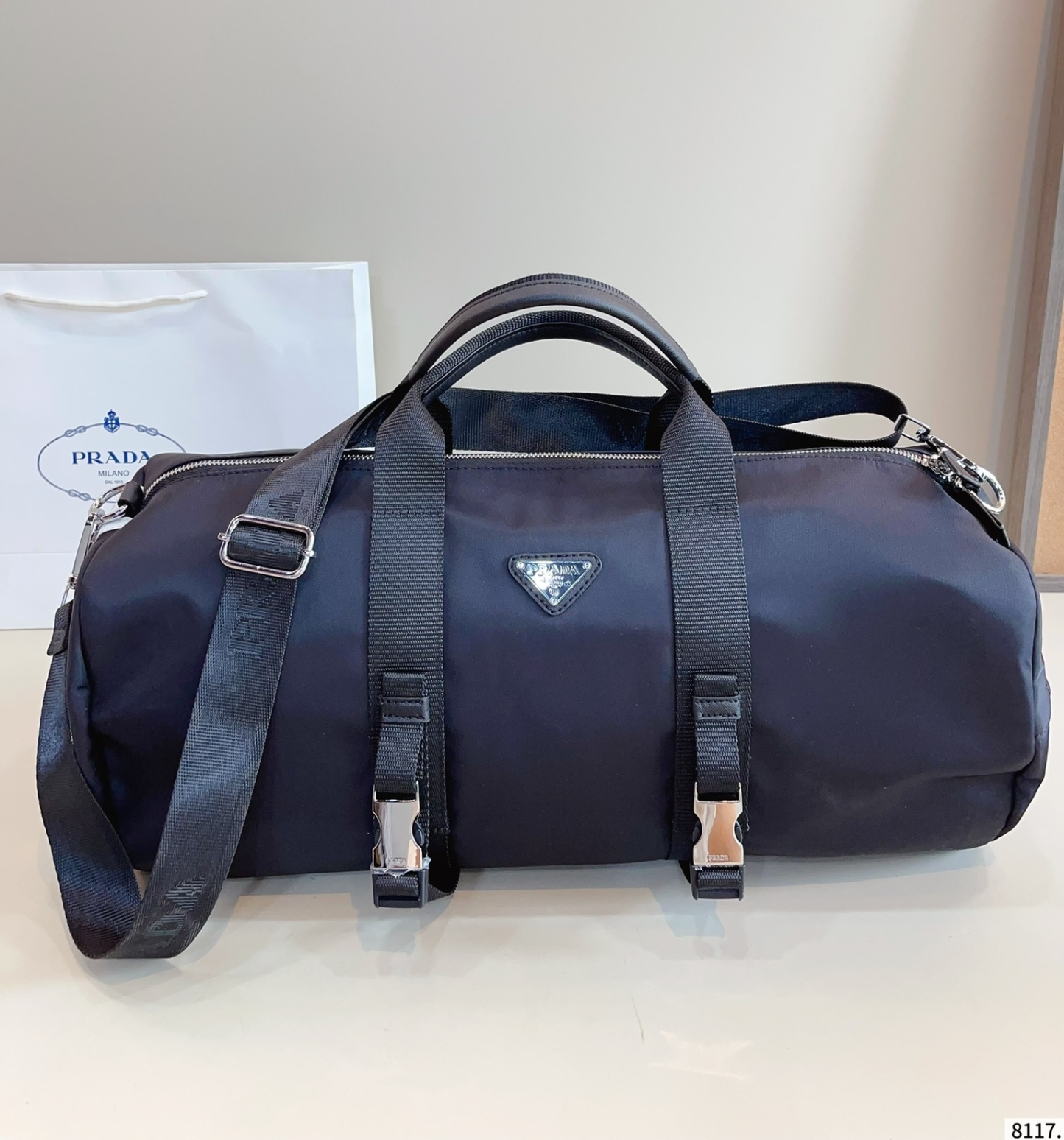 【PRADA公式旗艦店】プラダ ADIDAS 連名の旅行かばん