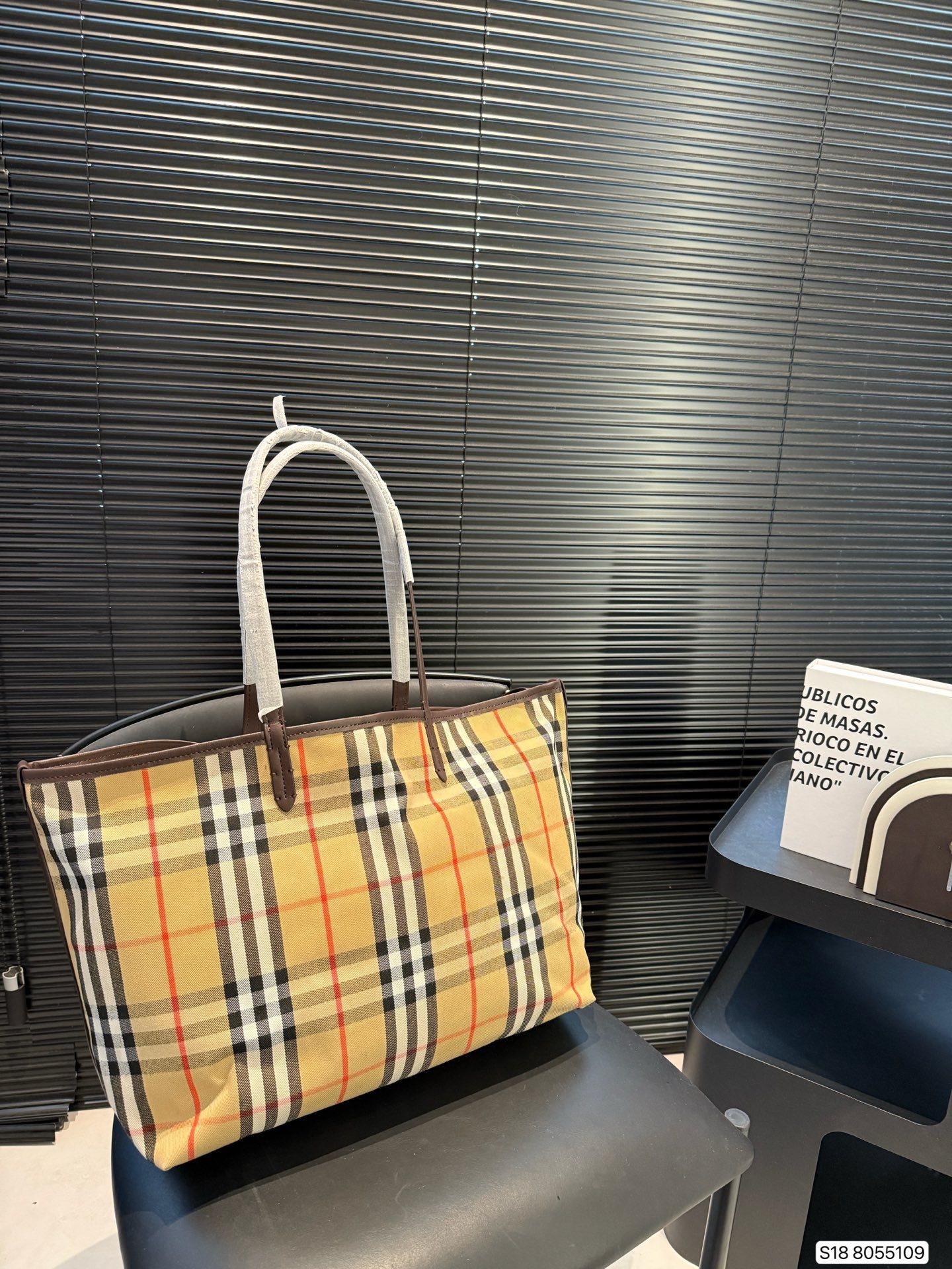 【BURBERRY公式旗艦店】バーバリー トートバッグ ハンドバッグ