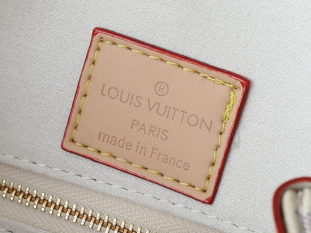 LOUIS VUITTON ルイヴィトン OnTheGo ハンドバッグ