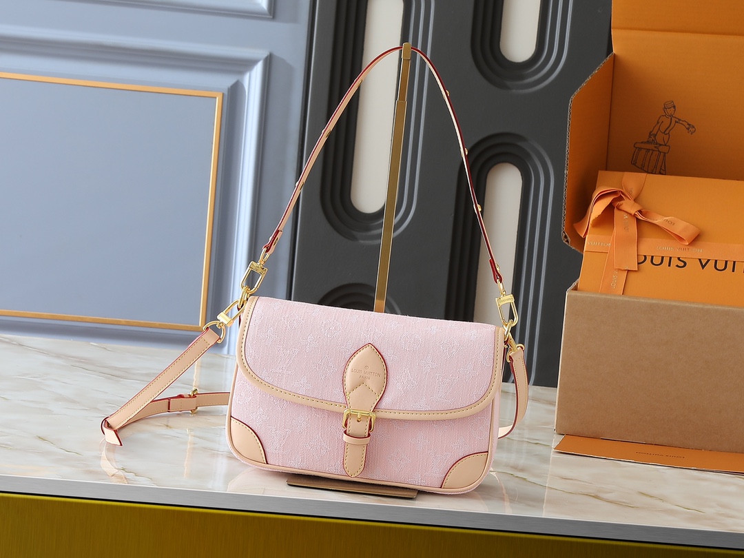 LOUIS VUITTON ルイヴィトン Diane デニムバッグ M13070
