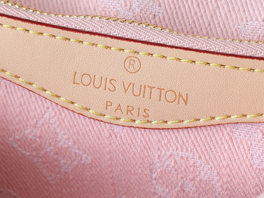 LOUIS VUITTON ルイヴィトン Diane デニムバッグ M13070