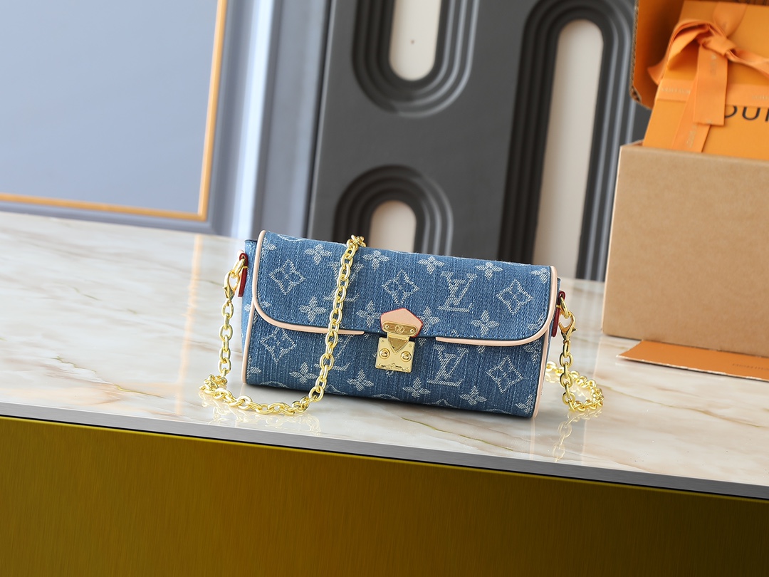 LOUIS VUITTON ルイヴィトン M13566 POCHETTE CAMILLE ショルダーバッグ