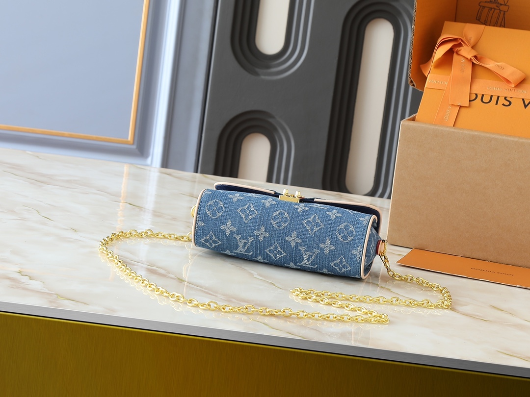 LOUIS VUITTON ルイヴィトン M13566 POCHETTE CAMILLE ショルダーバッグ