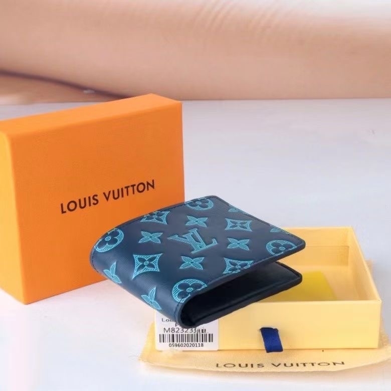LOUIS VUITTON（ルイヴィトン）Shadow 財布 M82323