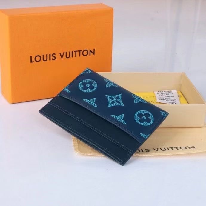 LOUIS VUITTON（ルイヴィトン）Shadow 財布 M82321