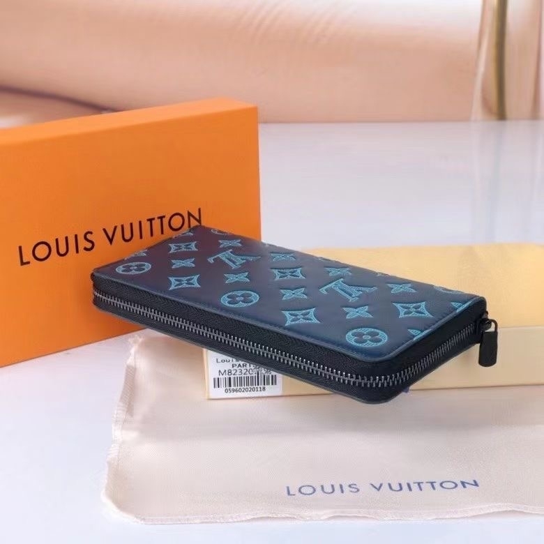 LOUIS VUITTON（ルイヴィトン）Shadow 財布 M82320