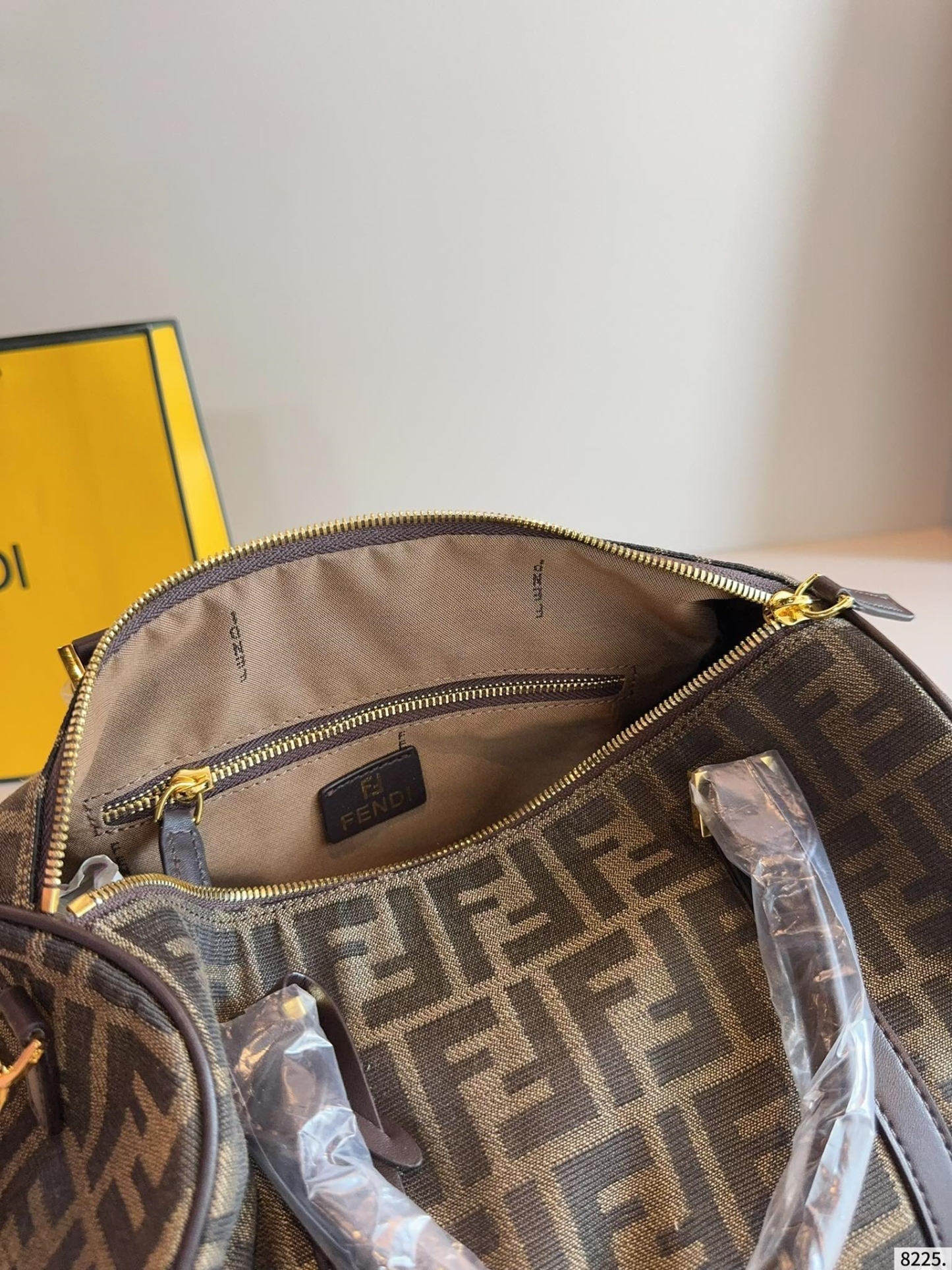 【FENDI公式旗艦店】フェンディ ボストンショルダーバッグ 30*17*20cm