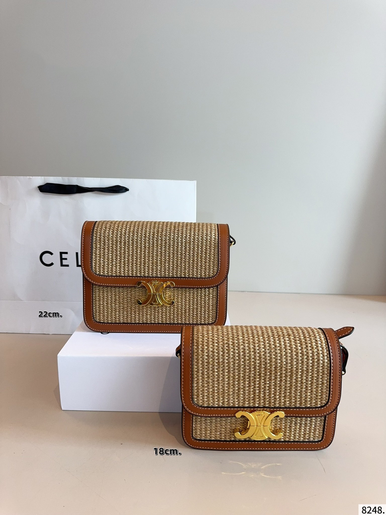 【CELINE公式旗艦店】セリーヌ 編みバッグ 夏の定番アイテム