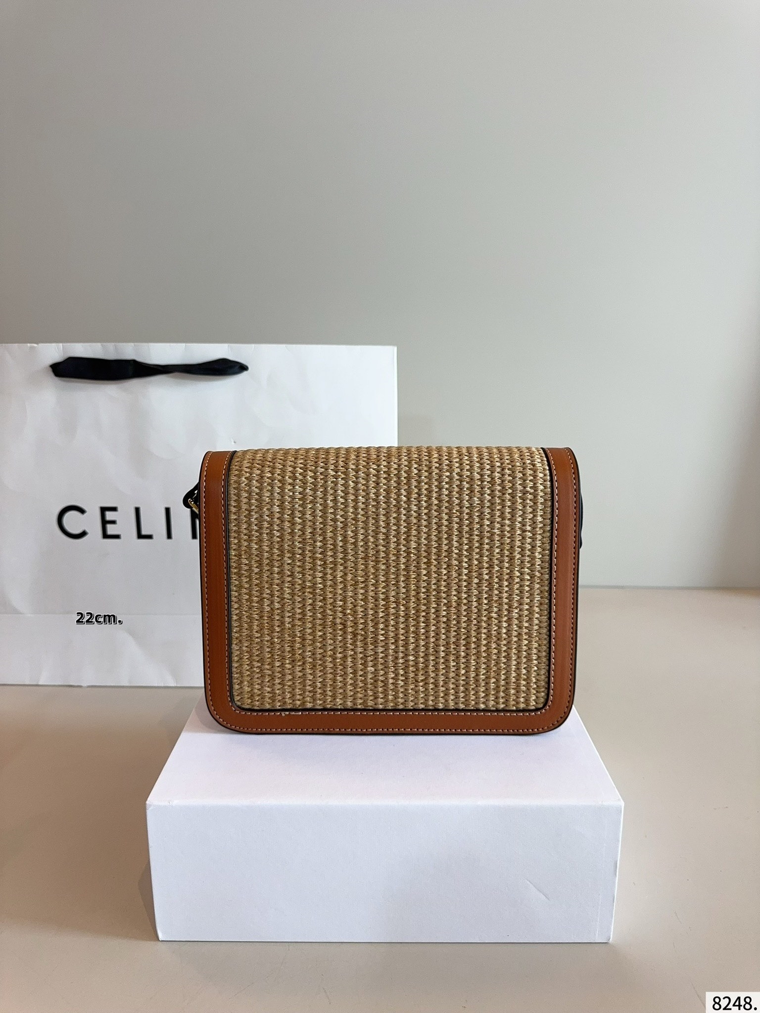 【CELINE公式旗艦店】セリーヌ 編みバッグ 夏の定番アイテム