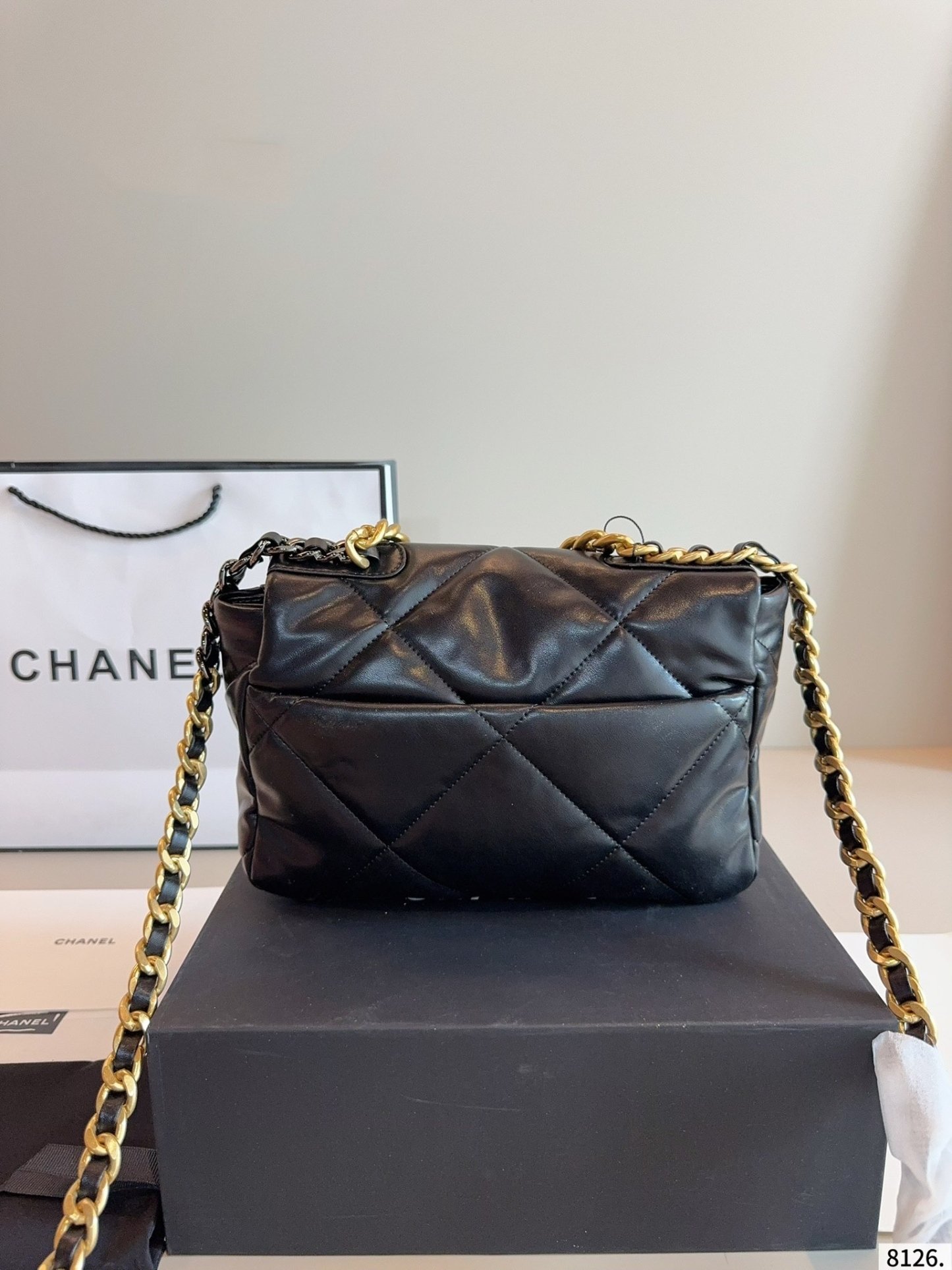 【CHANEL公式旗艦店】シャネル 19bag チェーンバッグ 4色