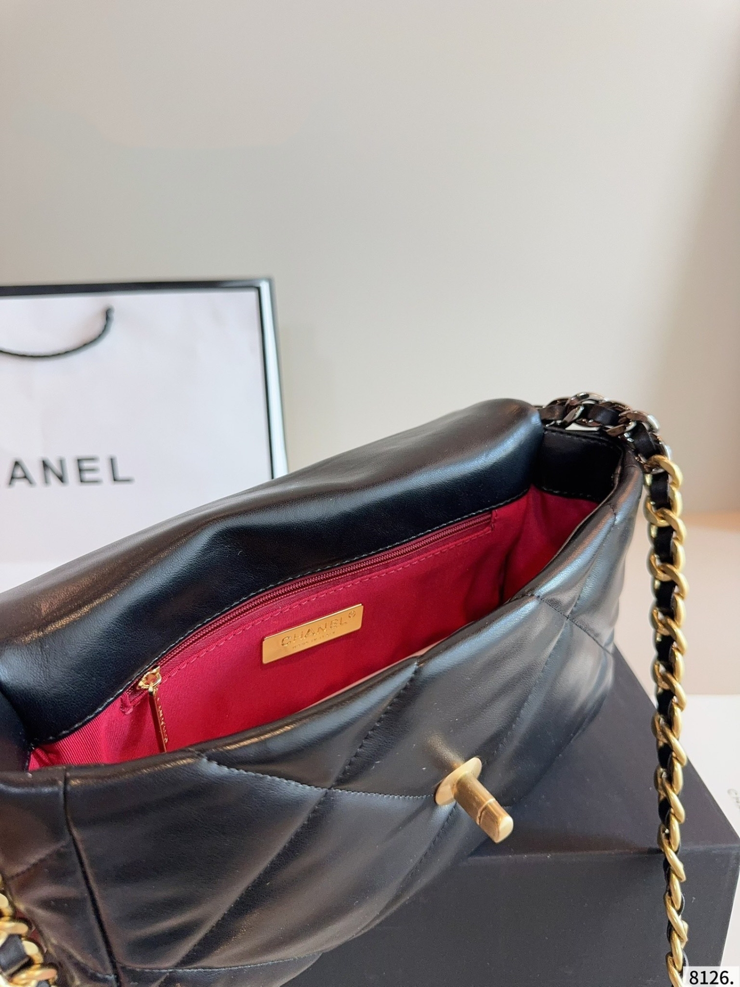 【CHANEL公式旗艦店】シャネル 19bag チェーンバッグ 4色