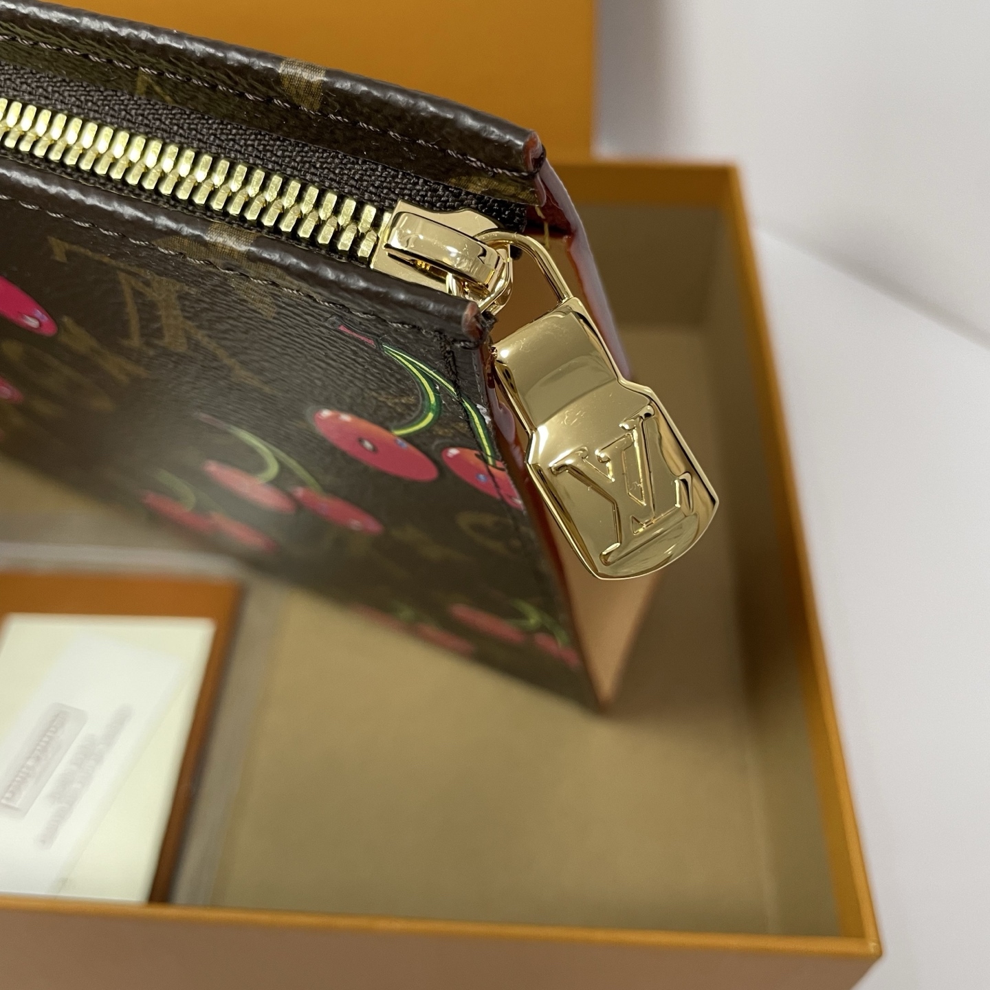 LOUIS VUITTON（ルイヴィトン）LV x 村上隆 クラッチバッグ M14372