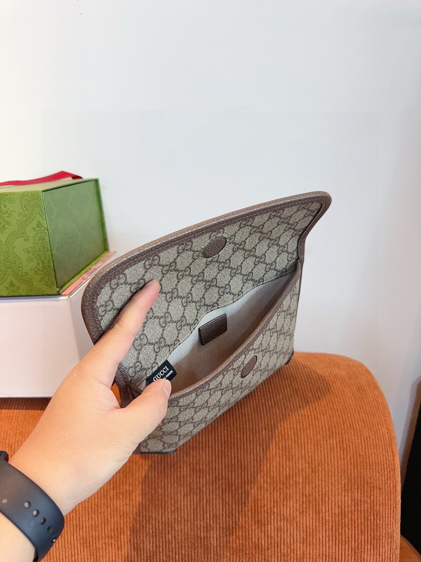 【GUCCI旗艦店】グッチ Marmont トラの頭 クロスボディバッグ