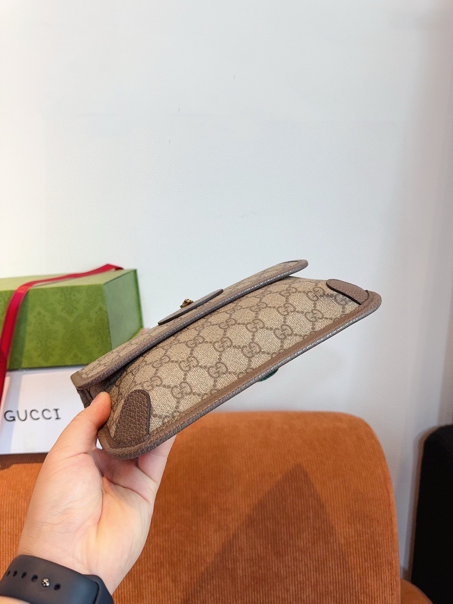 【GUCCI旗艦店】グッチ Marmont トラの頭 クロスボディバッグ