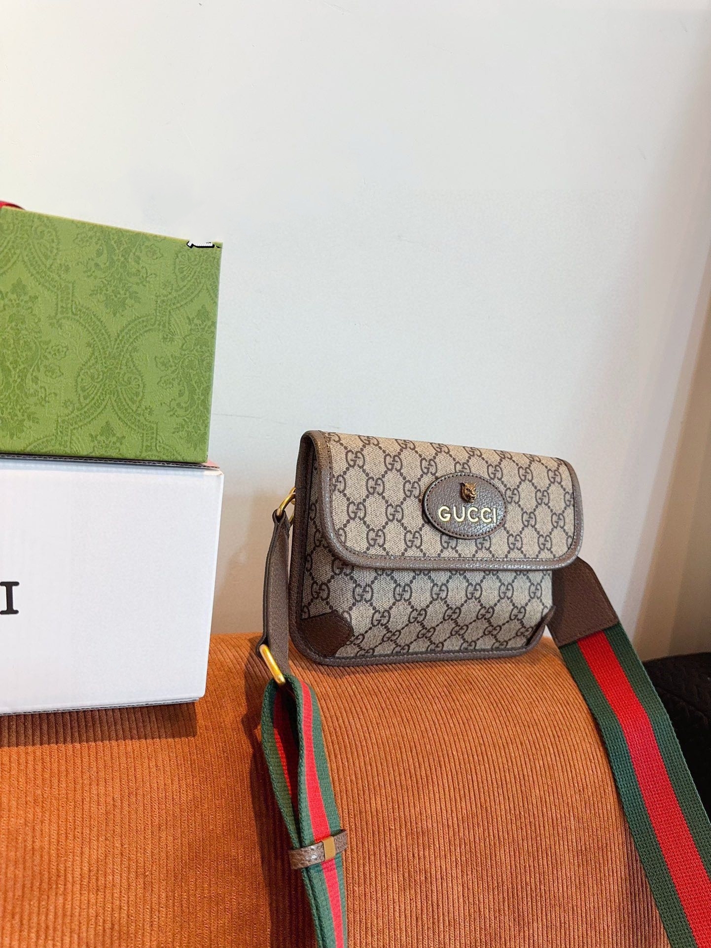 【GUCCI旗艦店】グッチ Dionysus Ophidia mini クロスボディバッグ