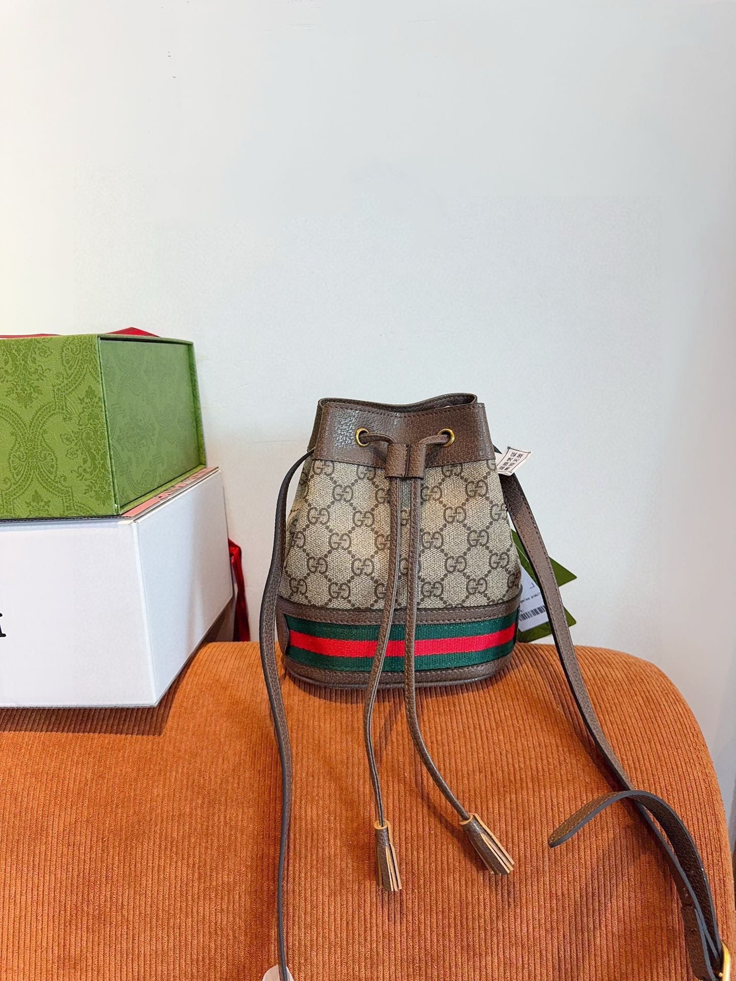 【GUCCI公式旗艦店】グッチ GG ミニバケツバッグ 16*10*19cm