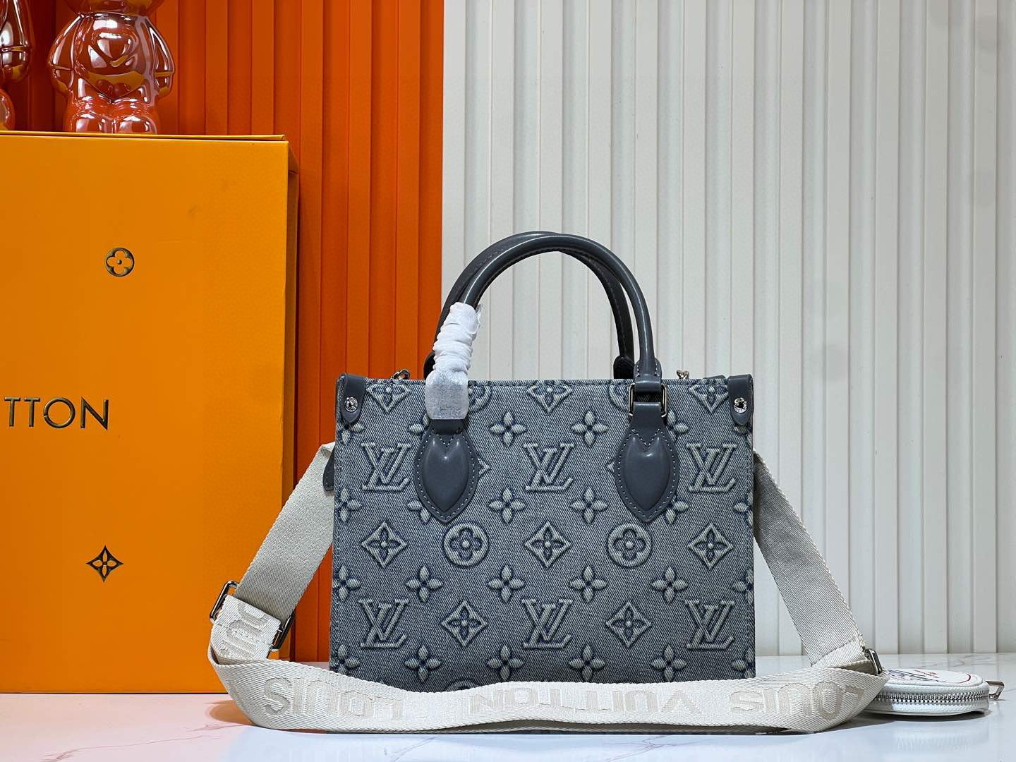 LOUIS VUITTON ルイヴィトン ONTHEGO デニムバッグ M46373