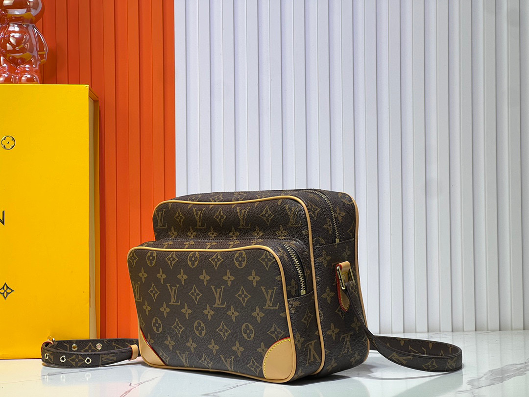 LOUIS VUITTON ルイヴィトン レトロ・クラシック クロスボディバッグ M45244