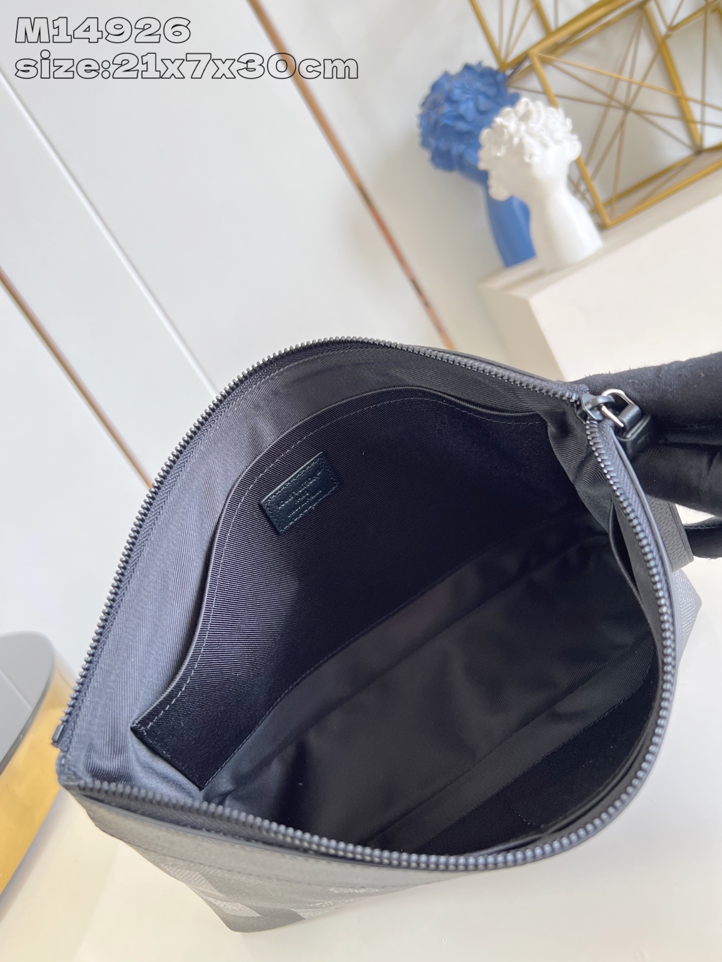 LOUIS VUITTON ルイヴィトン Pochette Voyage Souple クラッチバッグ M14926