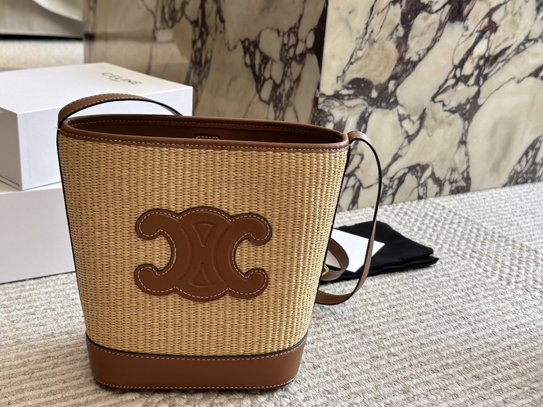 【CELINE公式旗艦店】セリーヌ わら編みバッグ バケットバッグ
