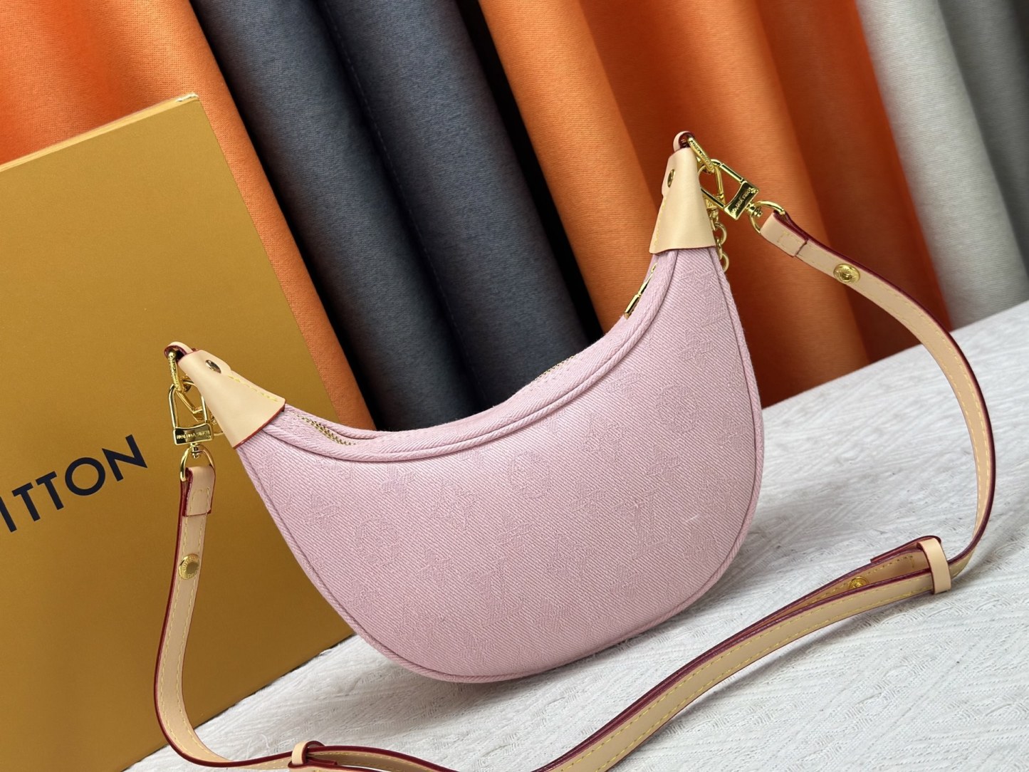 LOUIS VUITTON ルイヴィトン Odeo チェーンバッグ