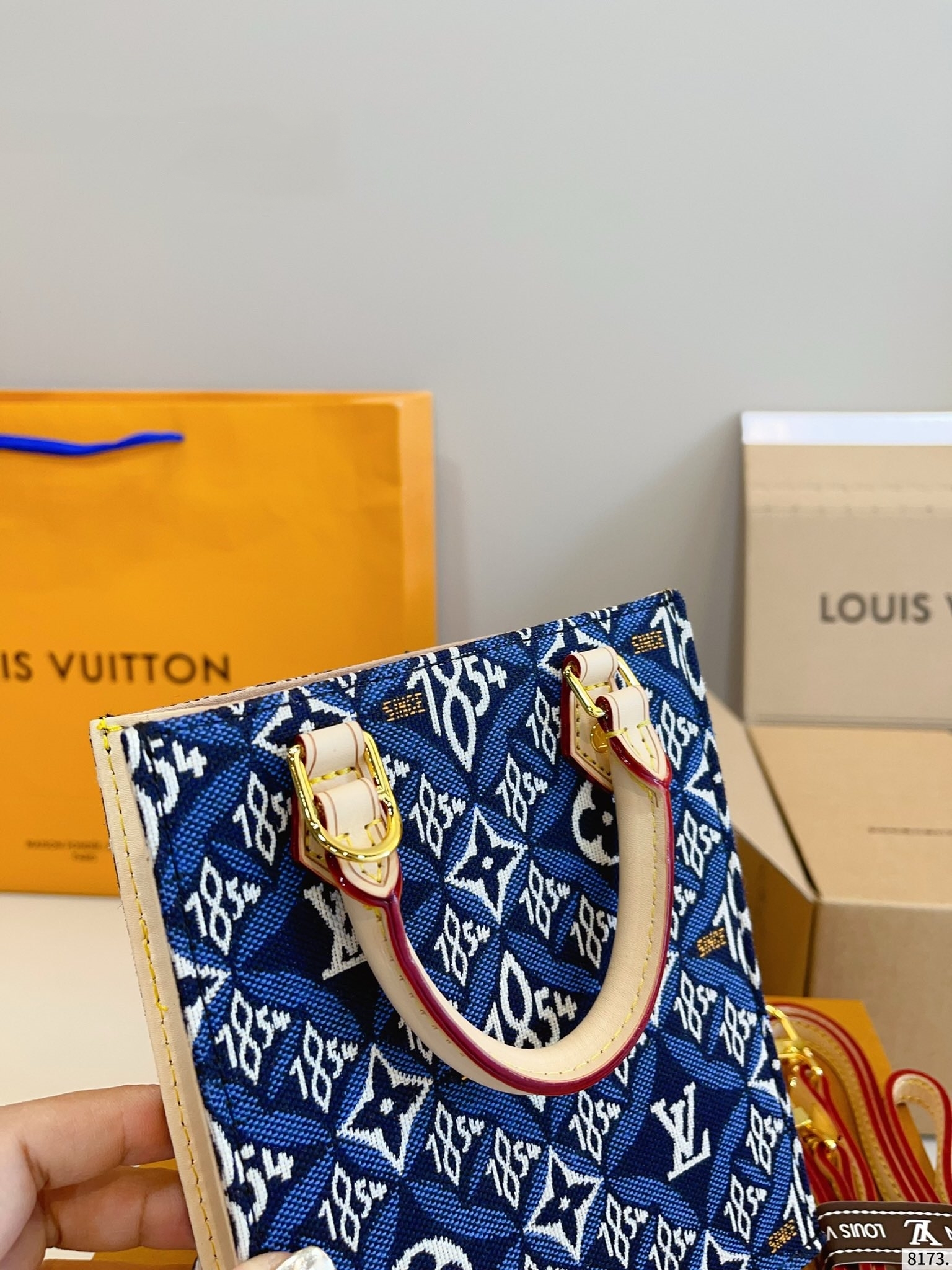 LOUIS VUITTON ルイヴィトン PETIT SAC PLAT TOTE バッグ ★ 大人気