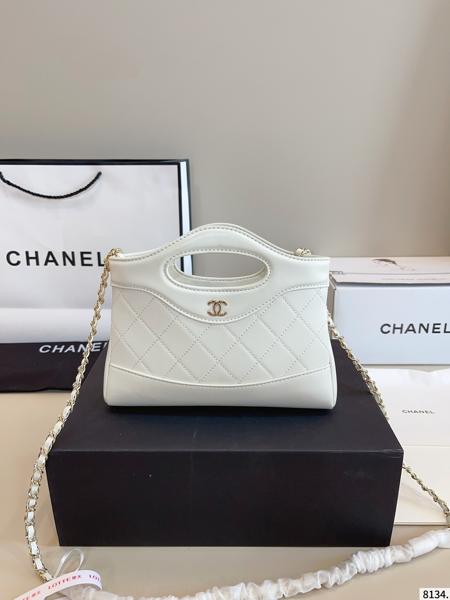 【CHANEL旗艦店】シャネル NANO ショルダーバッグ