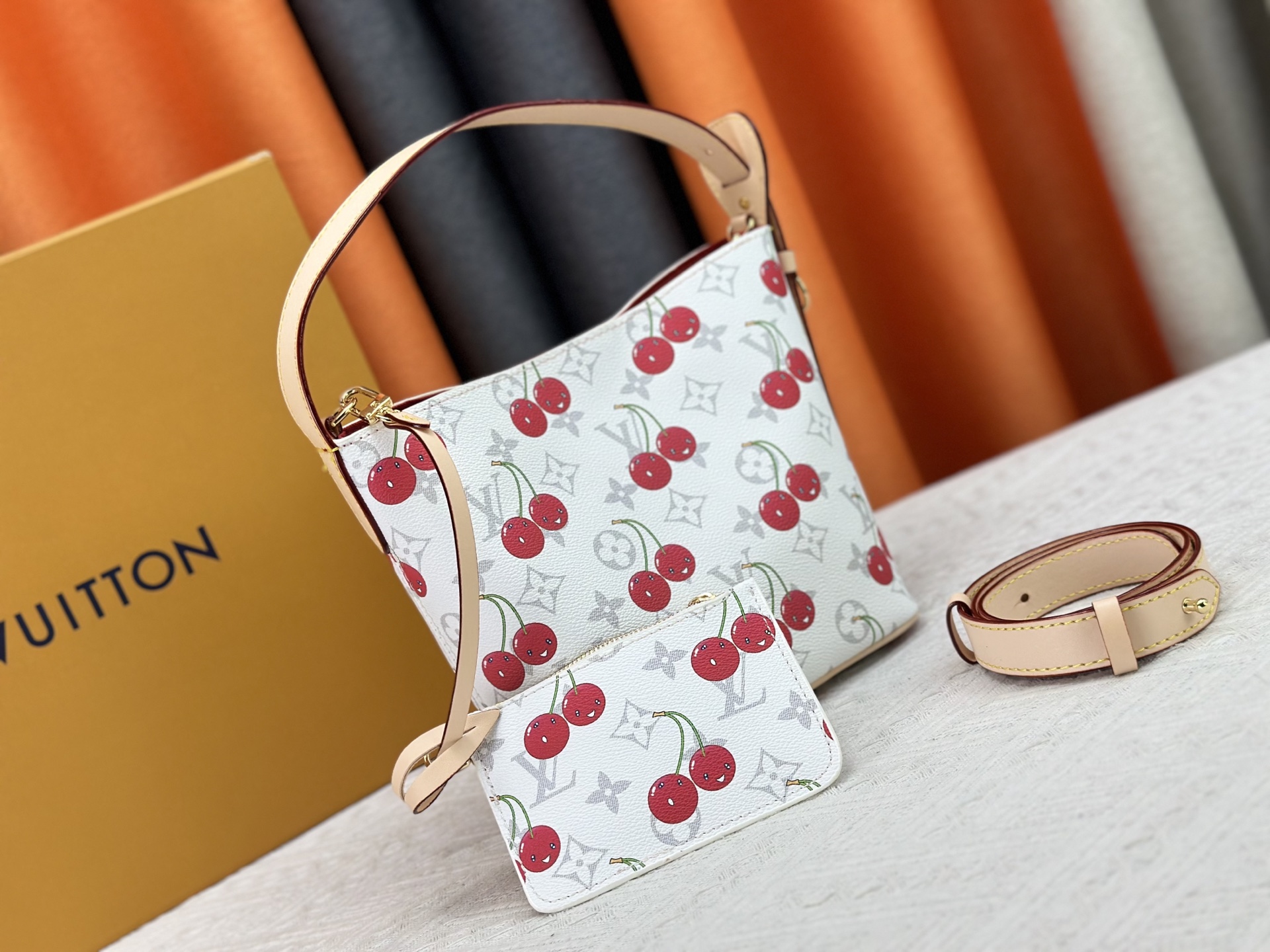 LOUIS VUITTON ルイヴィトン ALL In BB ハンドバッグ