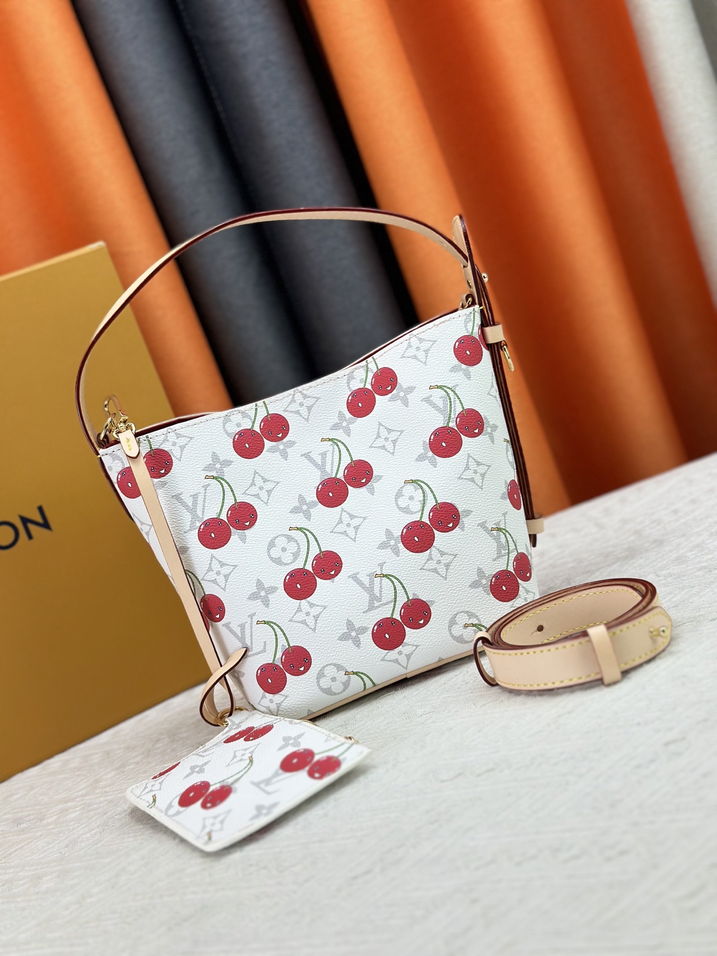 LOUIS VUITTON ルイヴィトン ALL In BB ハンドバッグ