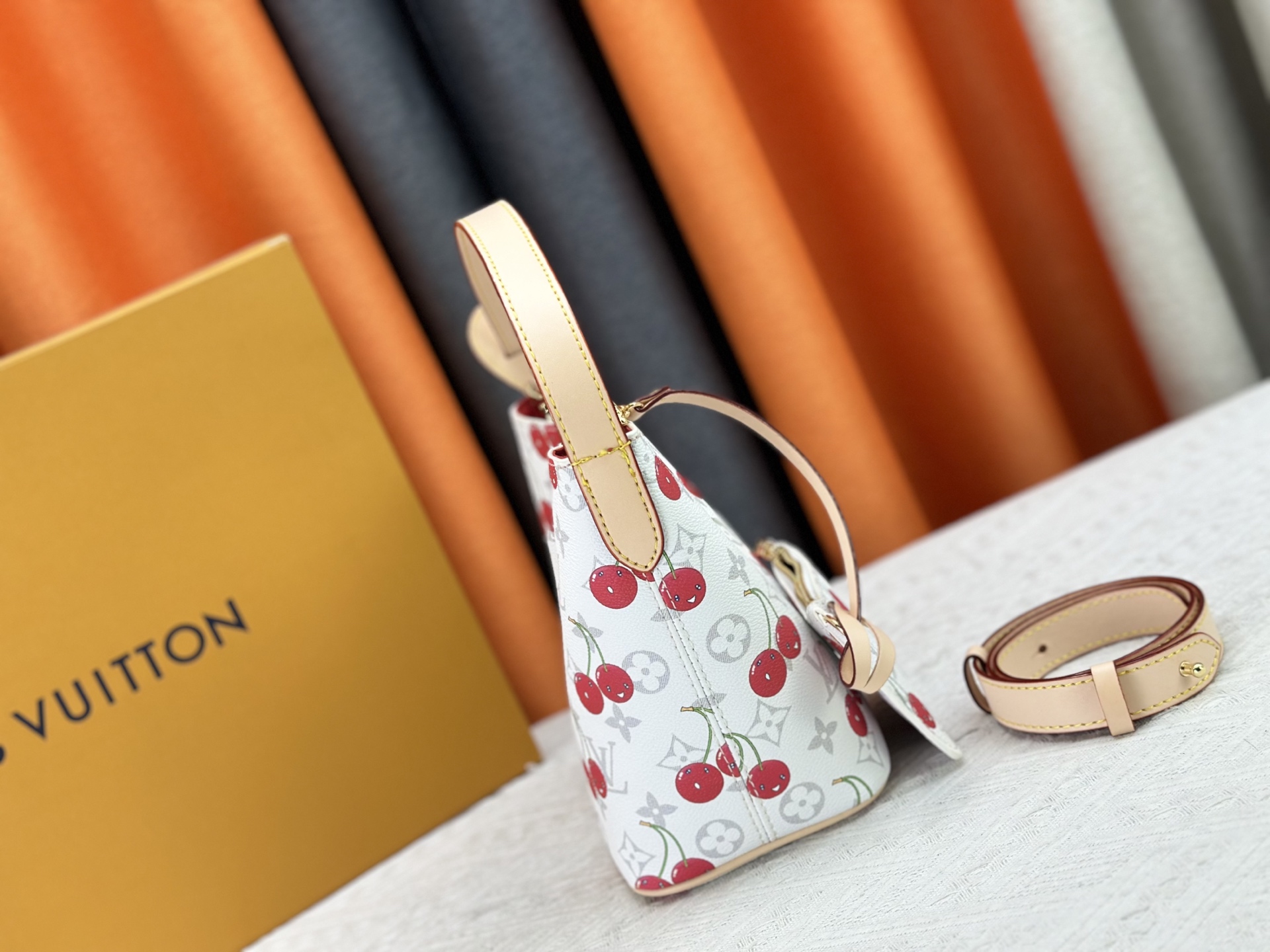 LOUIS VUITTON ルイヴィトン ALL In BB ハンドバッグ