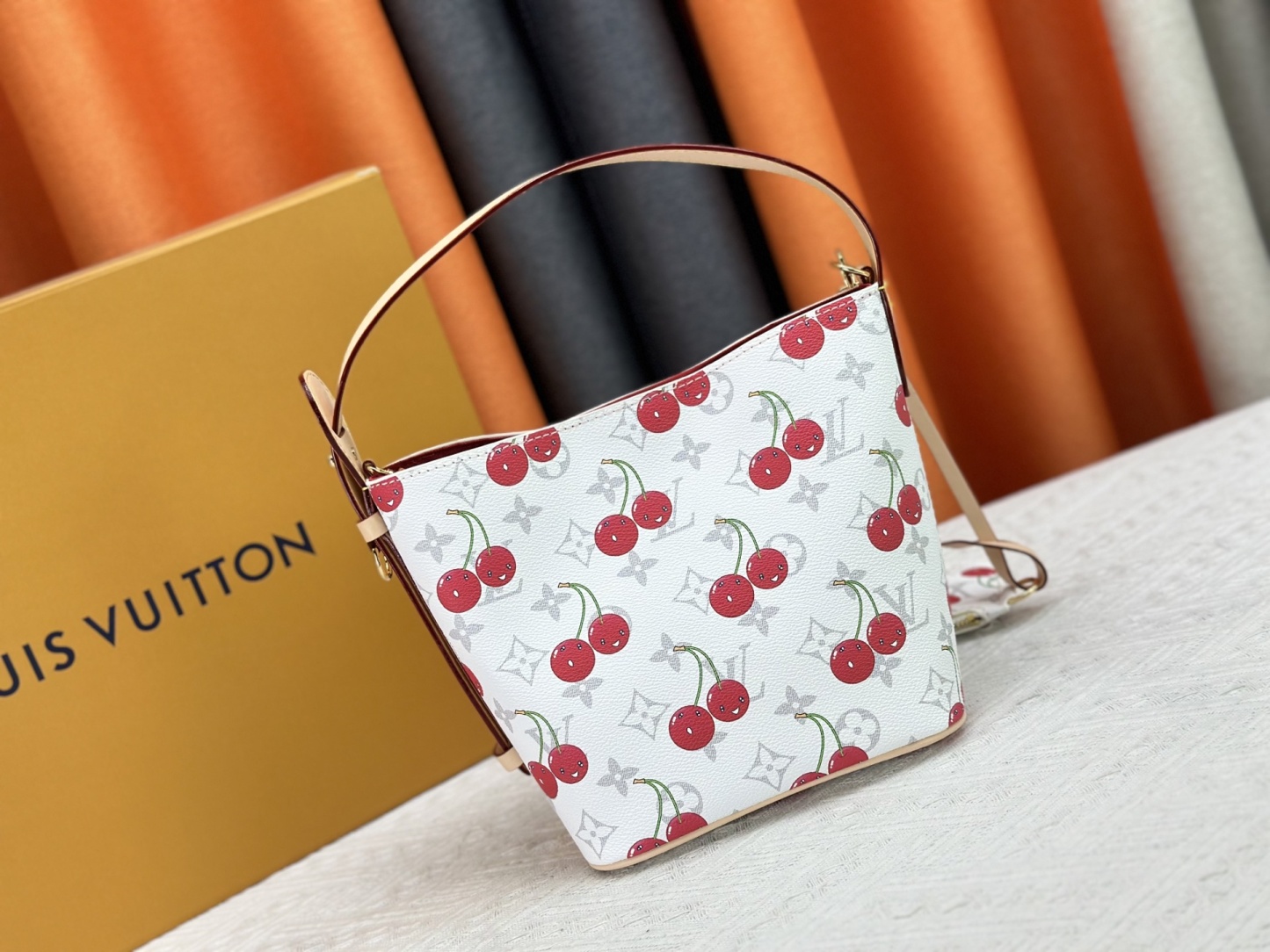 LOUIS VUITTON ルイヴィトン ALL In BB ハンドバッグ