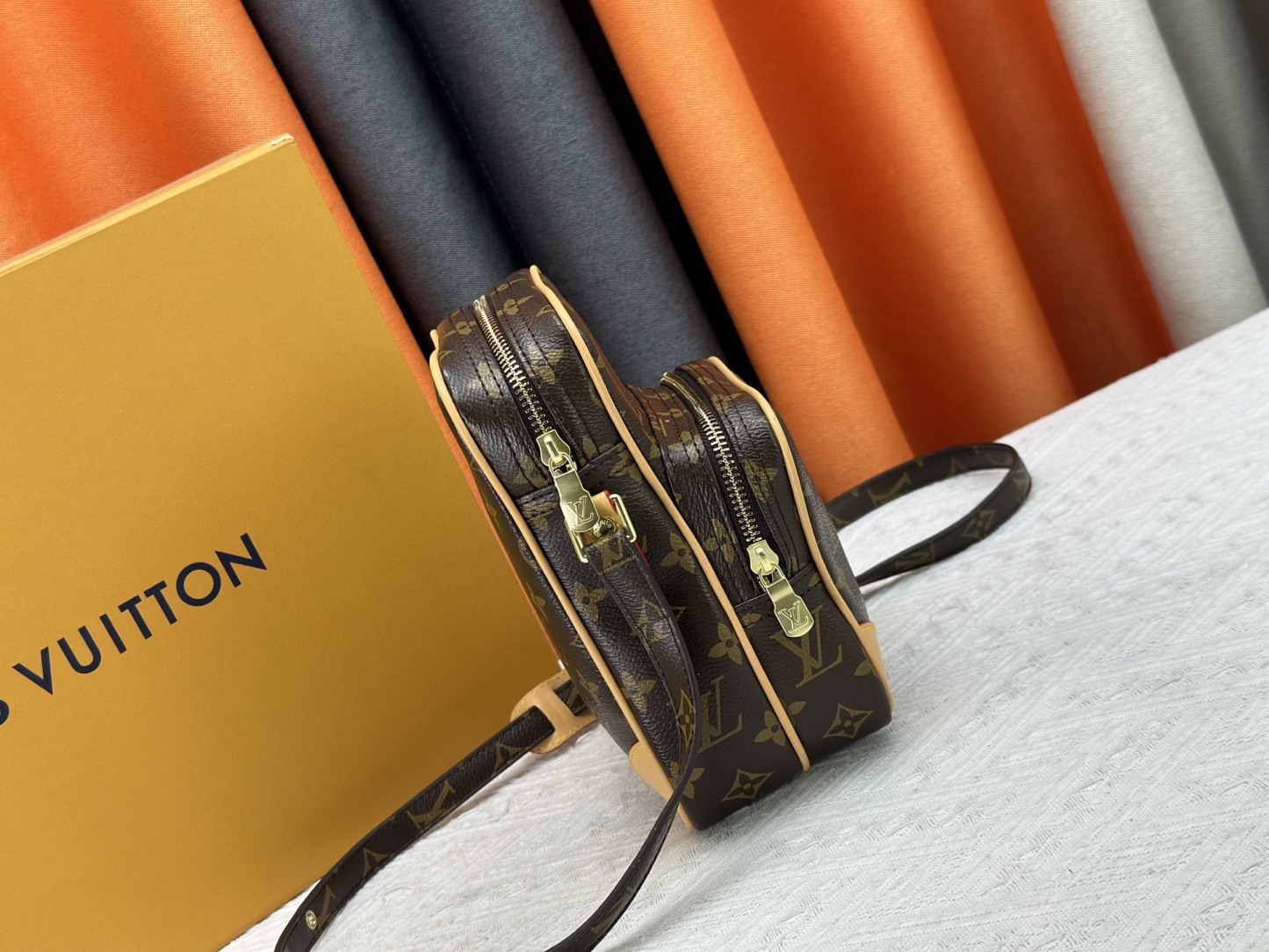 LOUIS VUITTON ルイヴィトン Monogram ショルダーバッグ M45236