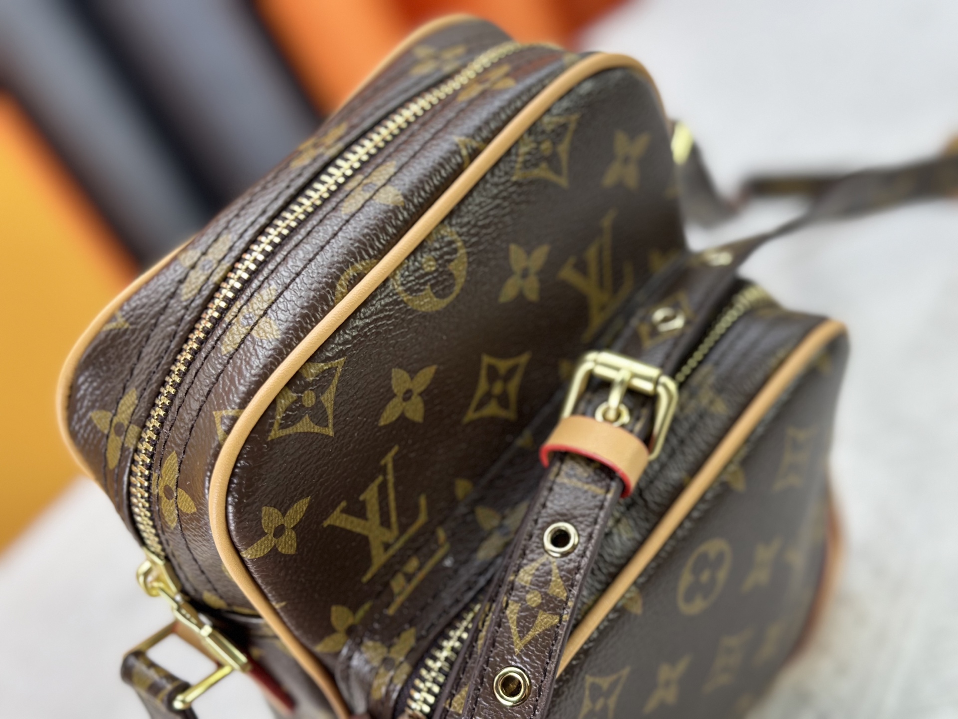 LOUIS VUITTON ルイヴィトン Monogram ショルダーバッグ M45236