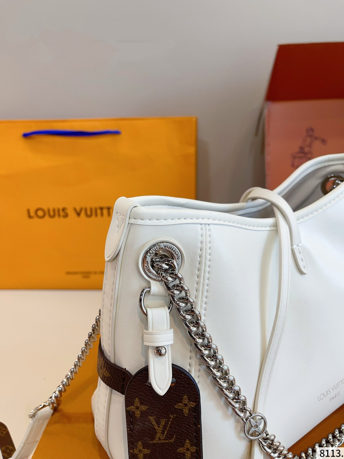 LOUIS VUITTON ルイヴィトン CARRYALL BB クロスボディバッグ