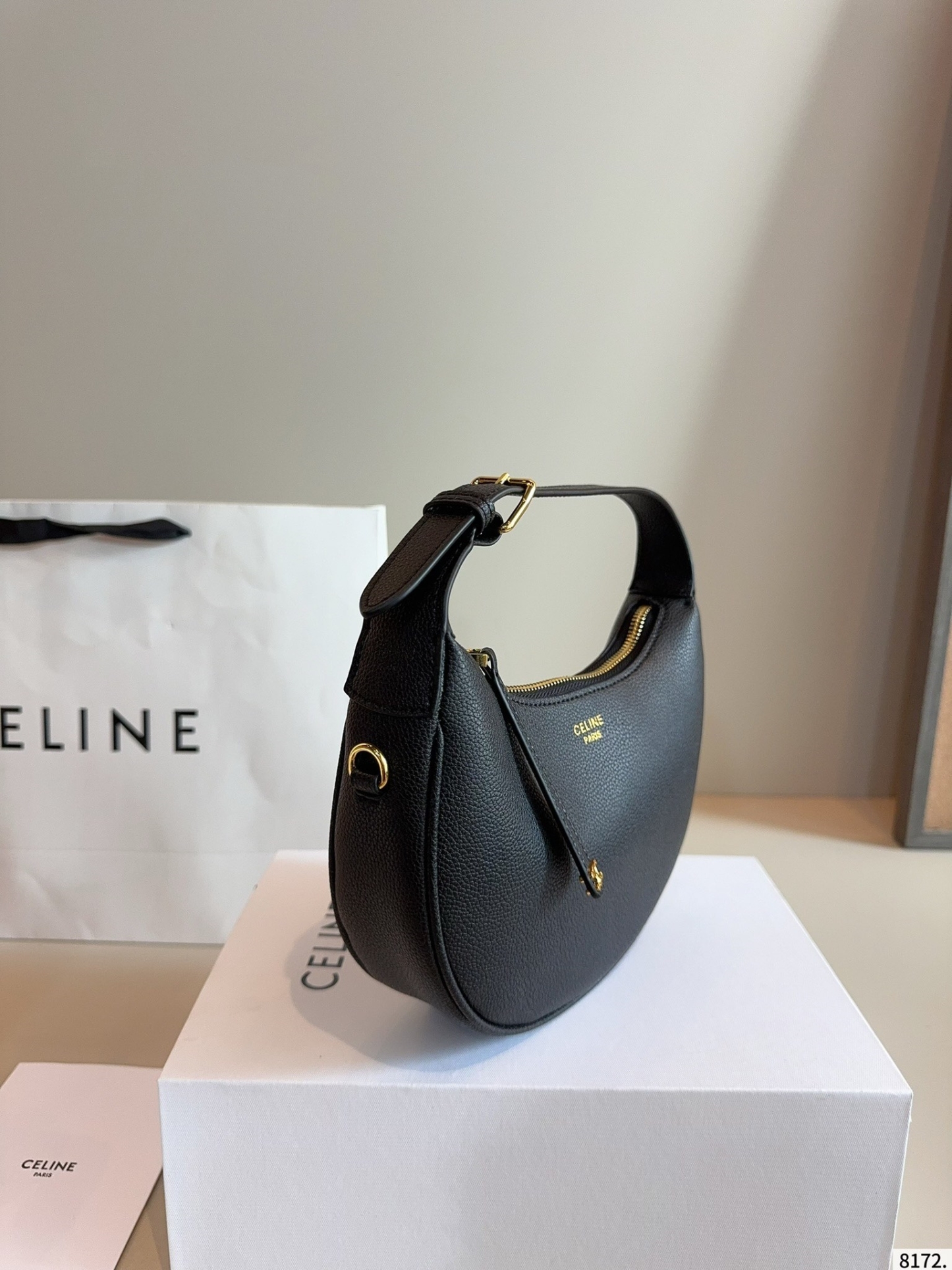 【CELINE公式旗艦店】セリーヌ わきバッグ ショルダーバッグ