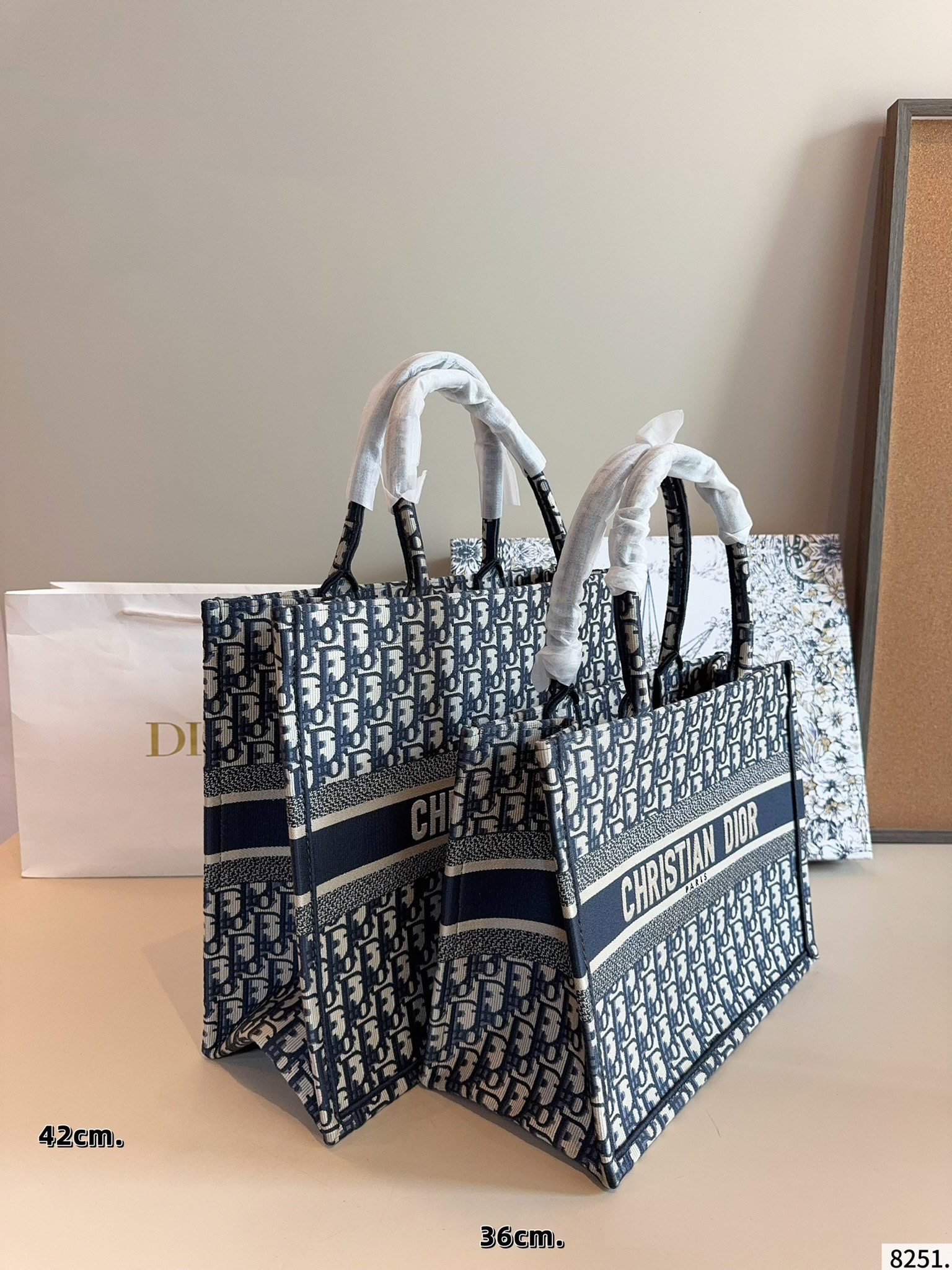 【DIOR旗艦店】ディオール Book Tote ハンドバッグ 3色