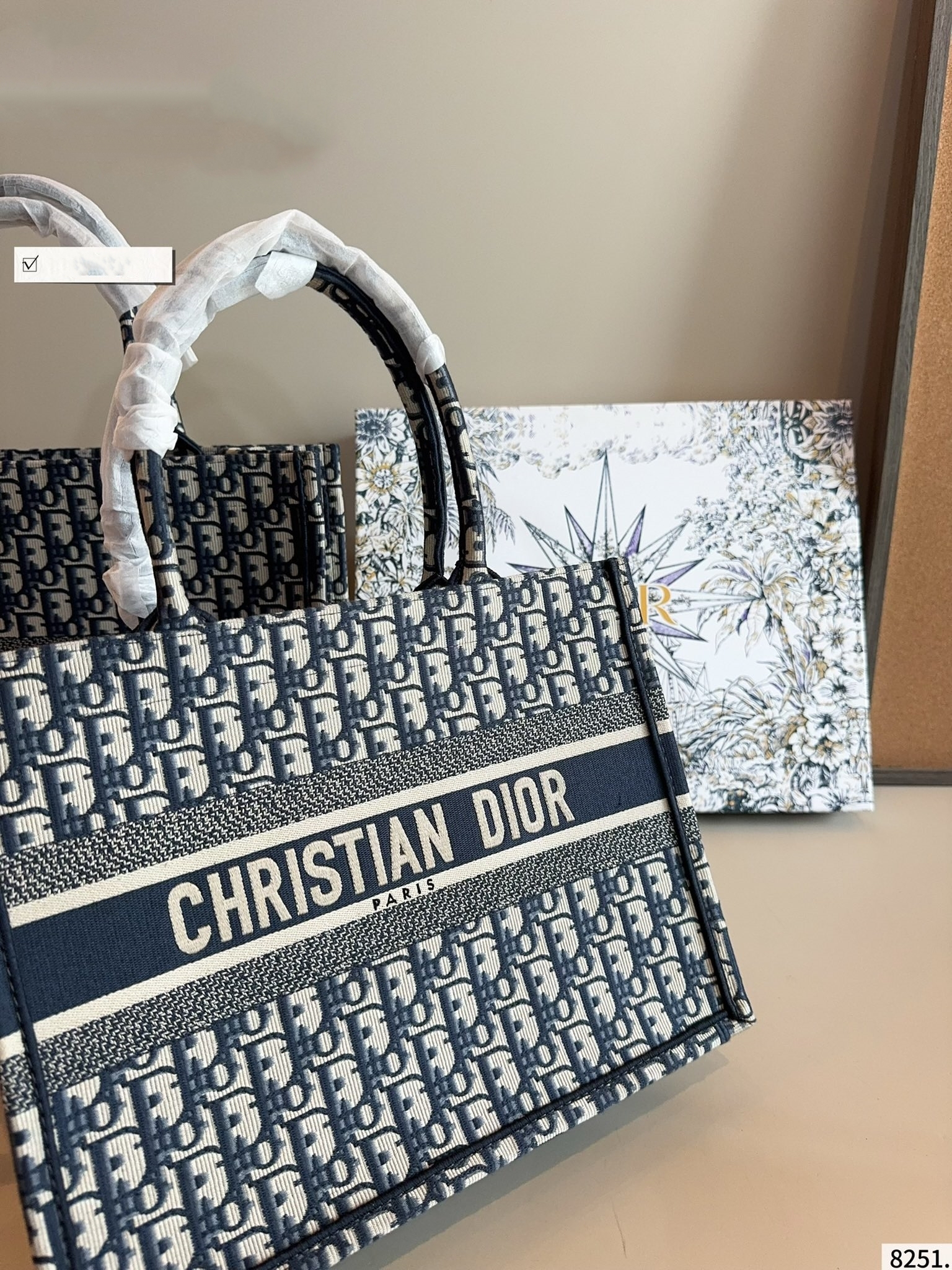 【DIOR旗艦店】ディオール Book Tote ハンドバッグ 3色