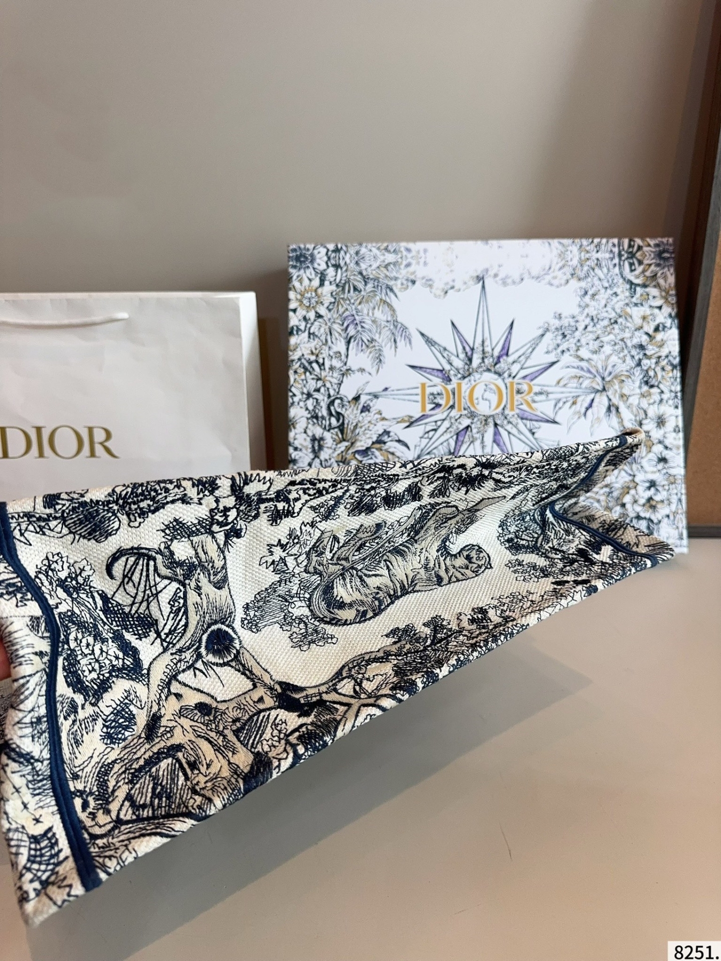 【DIOR旗艦店】ディオール Book Tote ハンドバッグ 4色