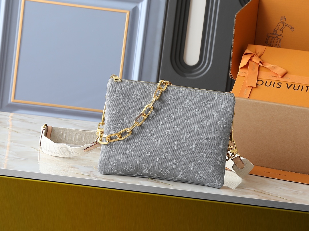 LOUIS VUITTON ルイヴィトン Coussin クロスボディバッグ