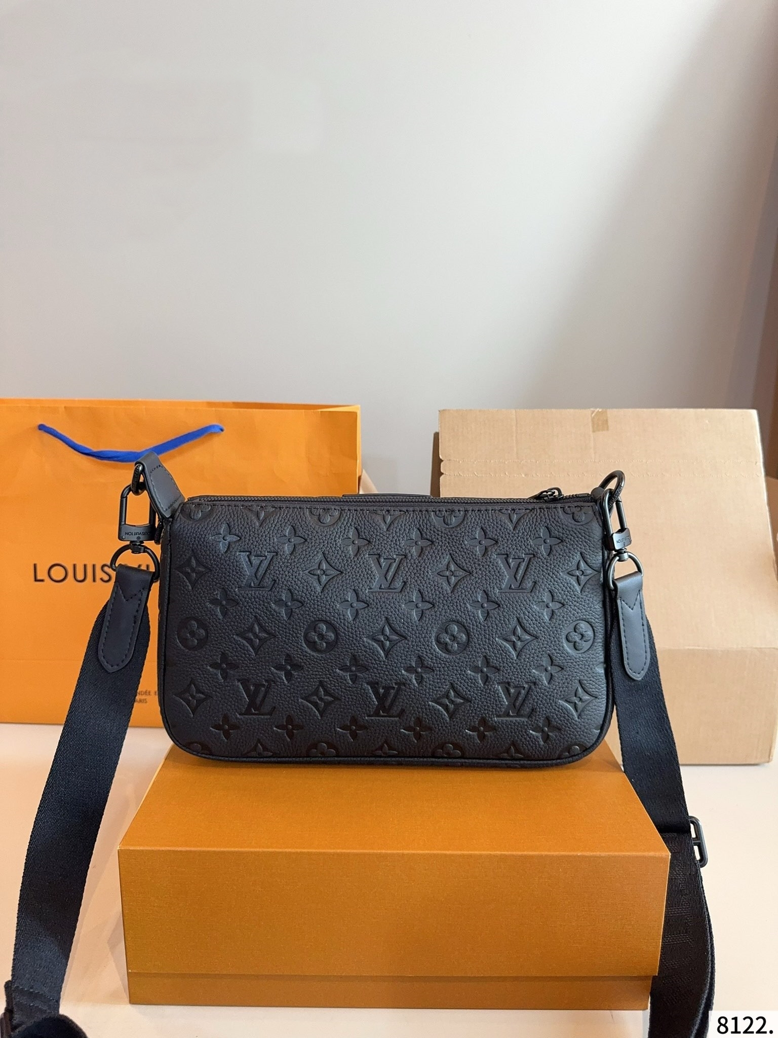 大人気定番商品★LOUIS VUITTON ルイヴィトン S-CAPE メッセンジャーバッグ