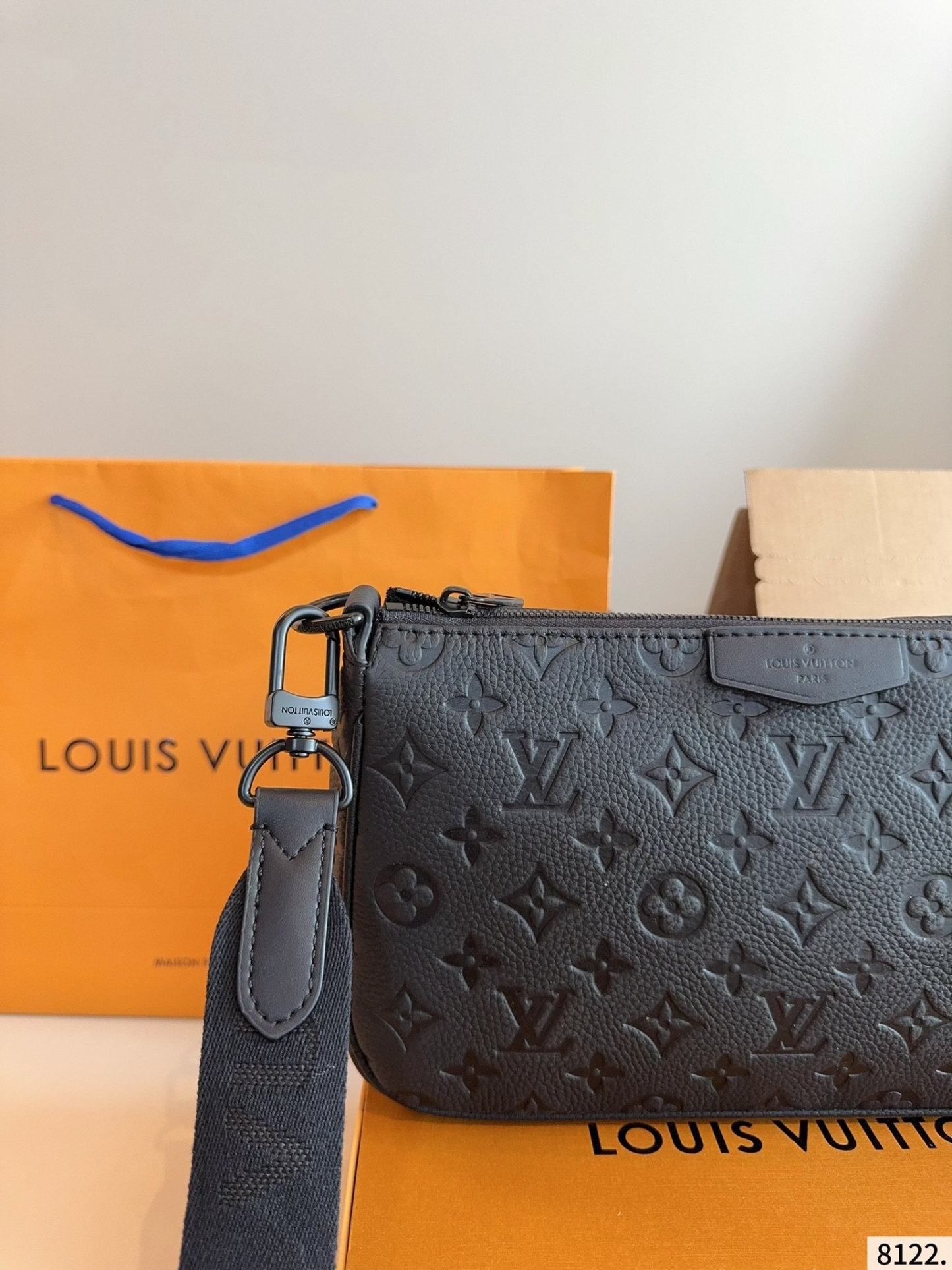 大人気定番商品★LOUIS VUITTON ルイヴィトン S-CAPE メッセンジャーバッグ