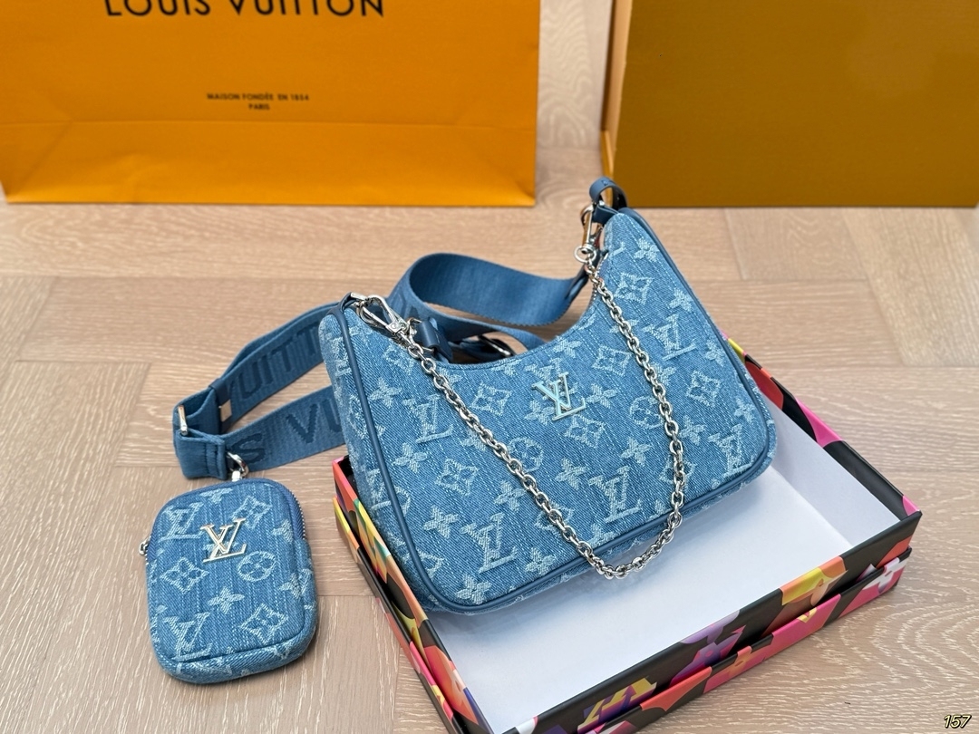 LOUIS VUITTON ルイヴィトン 3つに1つ腋の下バッグ