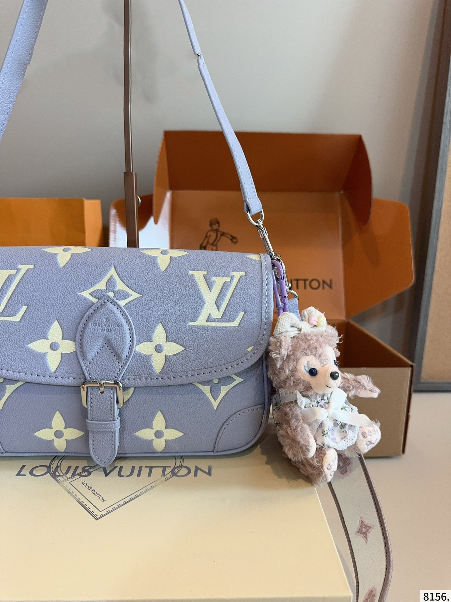 LOUIS VUITTON ルイヴィトン ★大人気 Diane ショルダーバッグ
