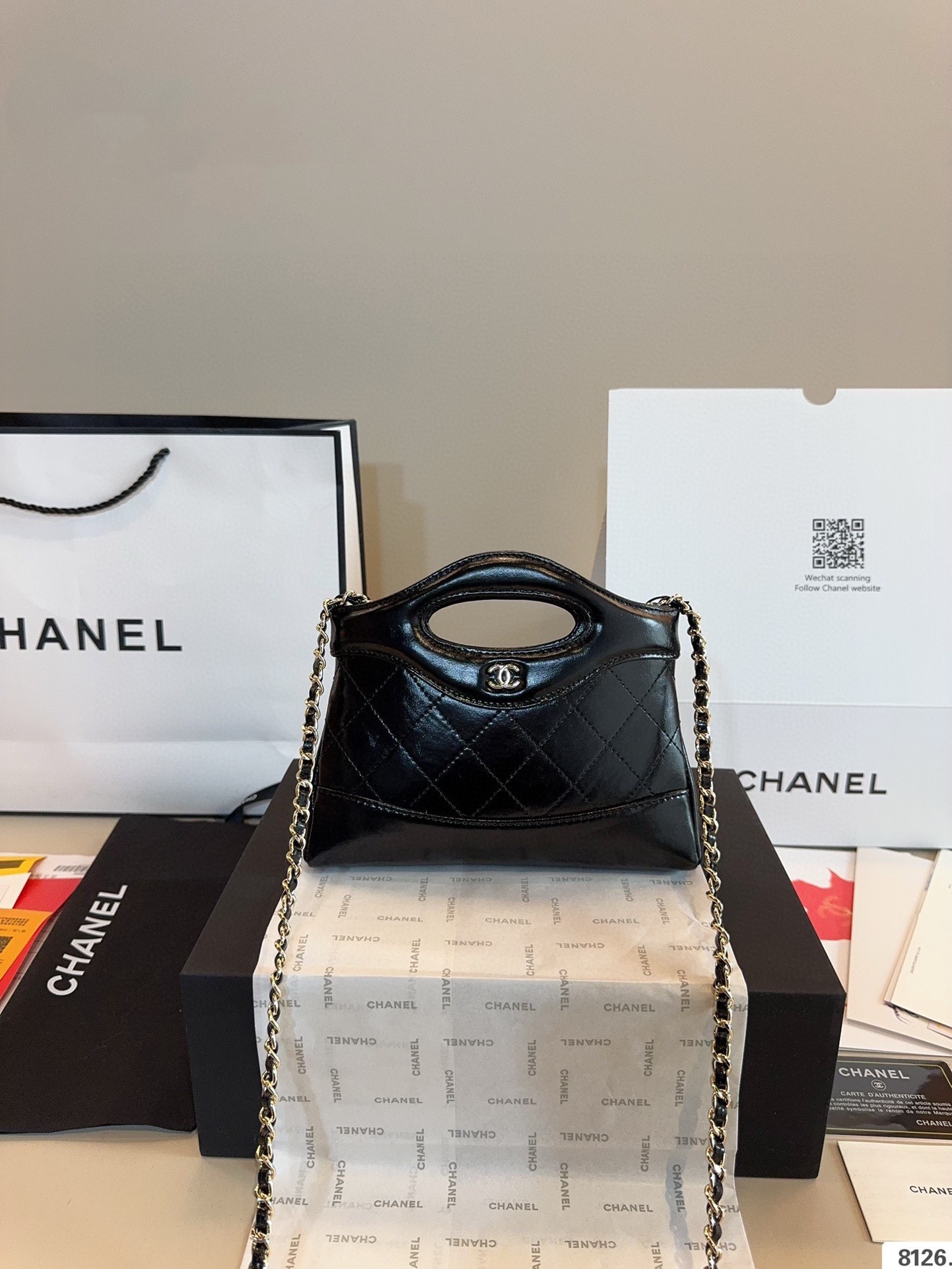 【CHANEL旗艦店】シャネル BAG NANO ハンドバッグ