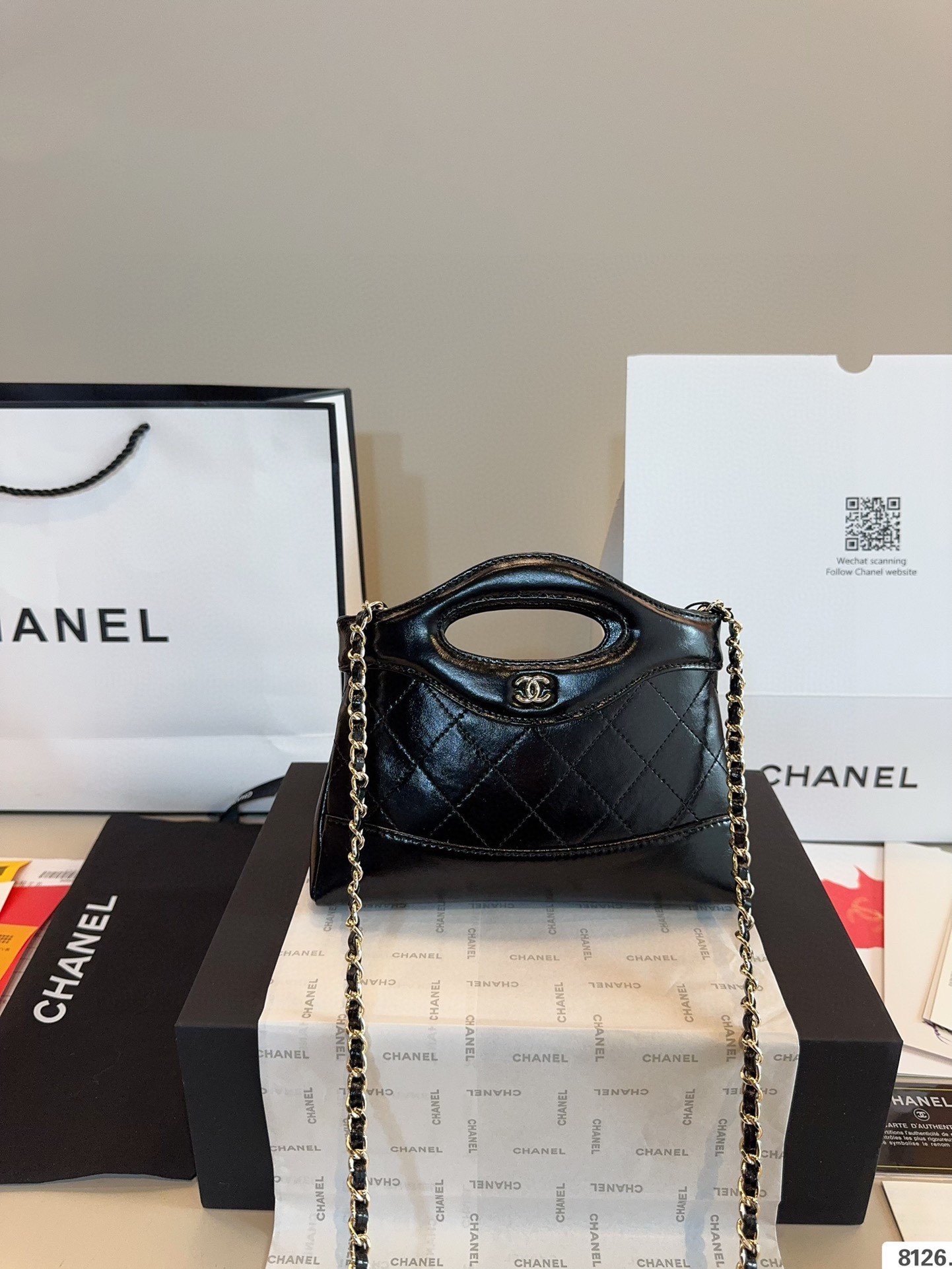 【CHANEL旗艦店】シャネル BAG NANO ハンドバッグ