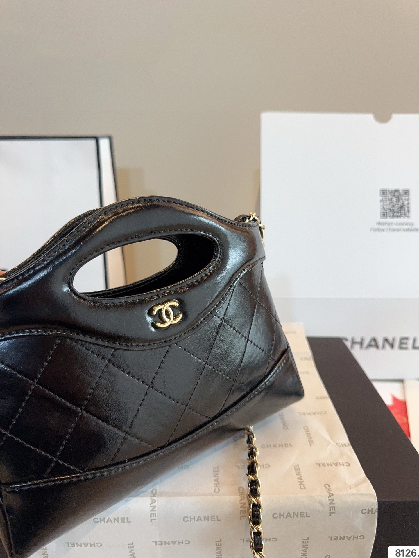 【CHANEL旗艦店】シャネル BAG NANO ハンドバッグ